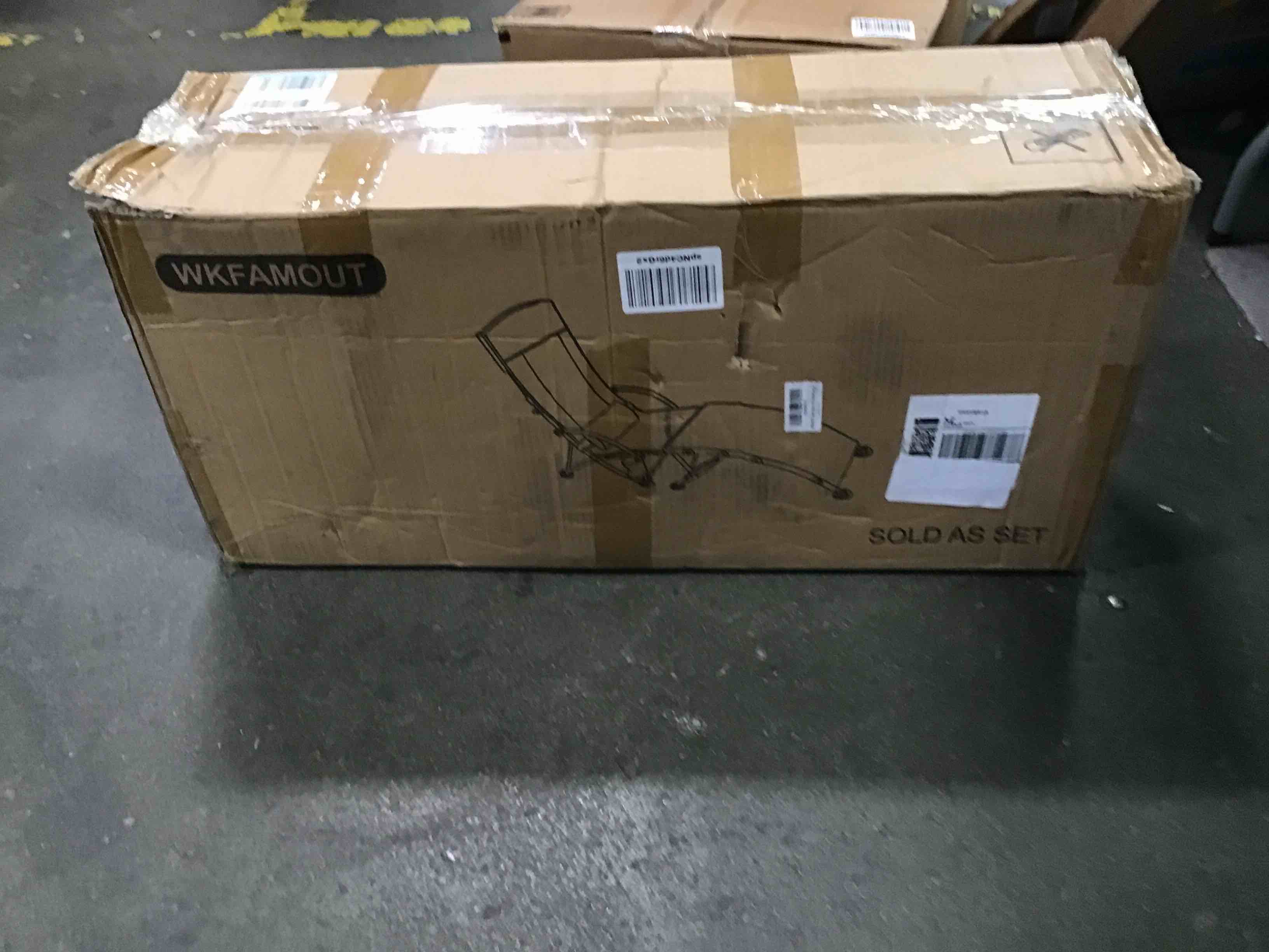 https://s3.amazonaws.com/lotting-images-prod/bidfta/BLU6711547_1719614545620.jpeg