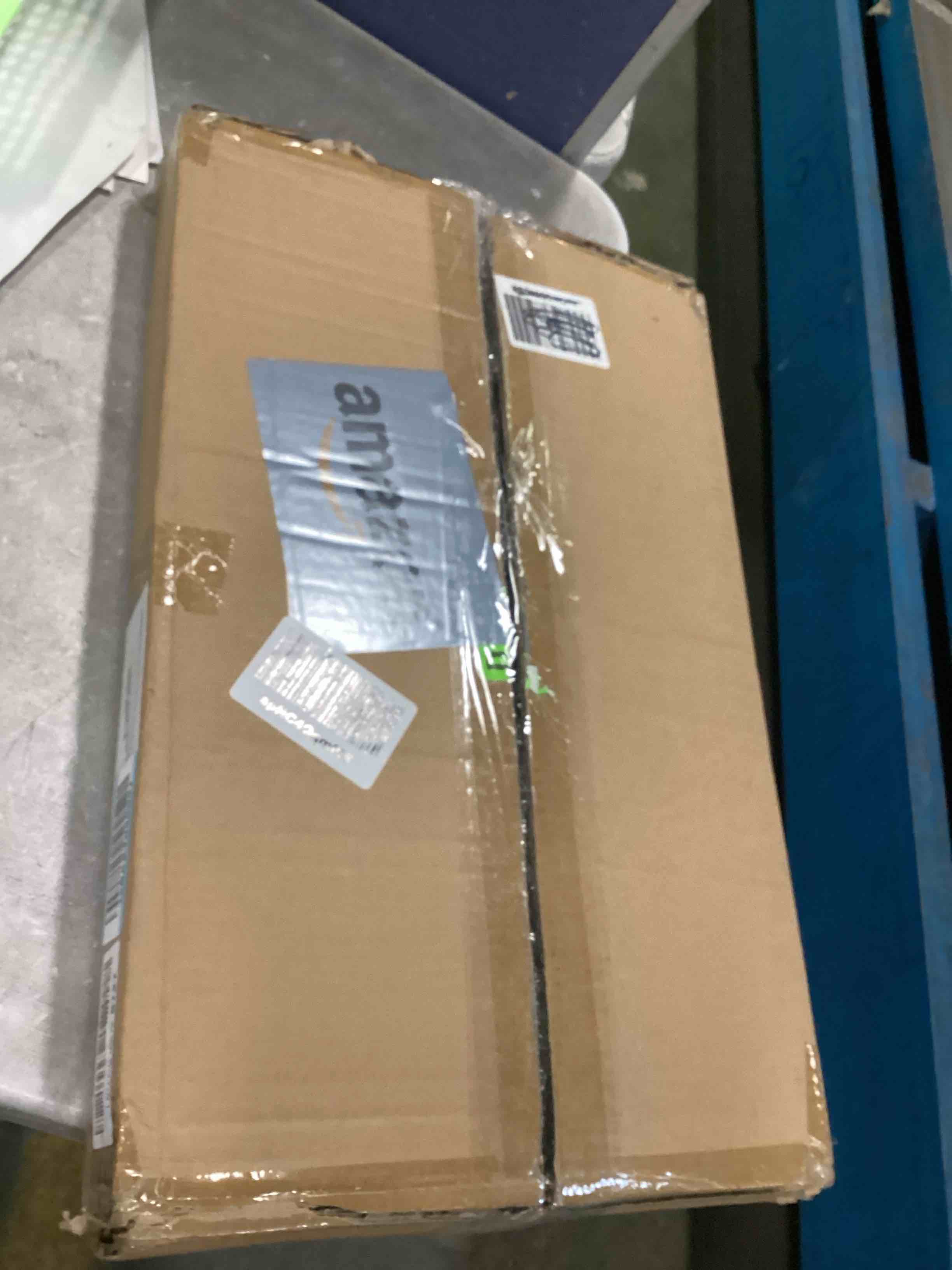 https://s3.amazonaws.com/lotting-images-prod/bidfta/BLU6711752_1719893923246.jpeg