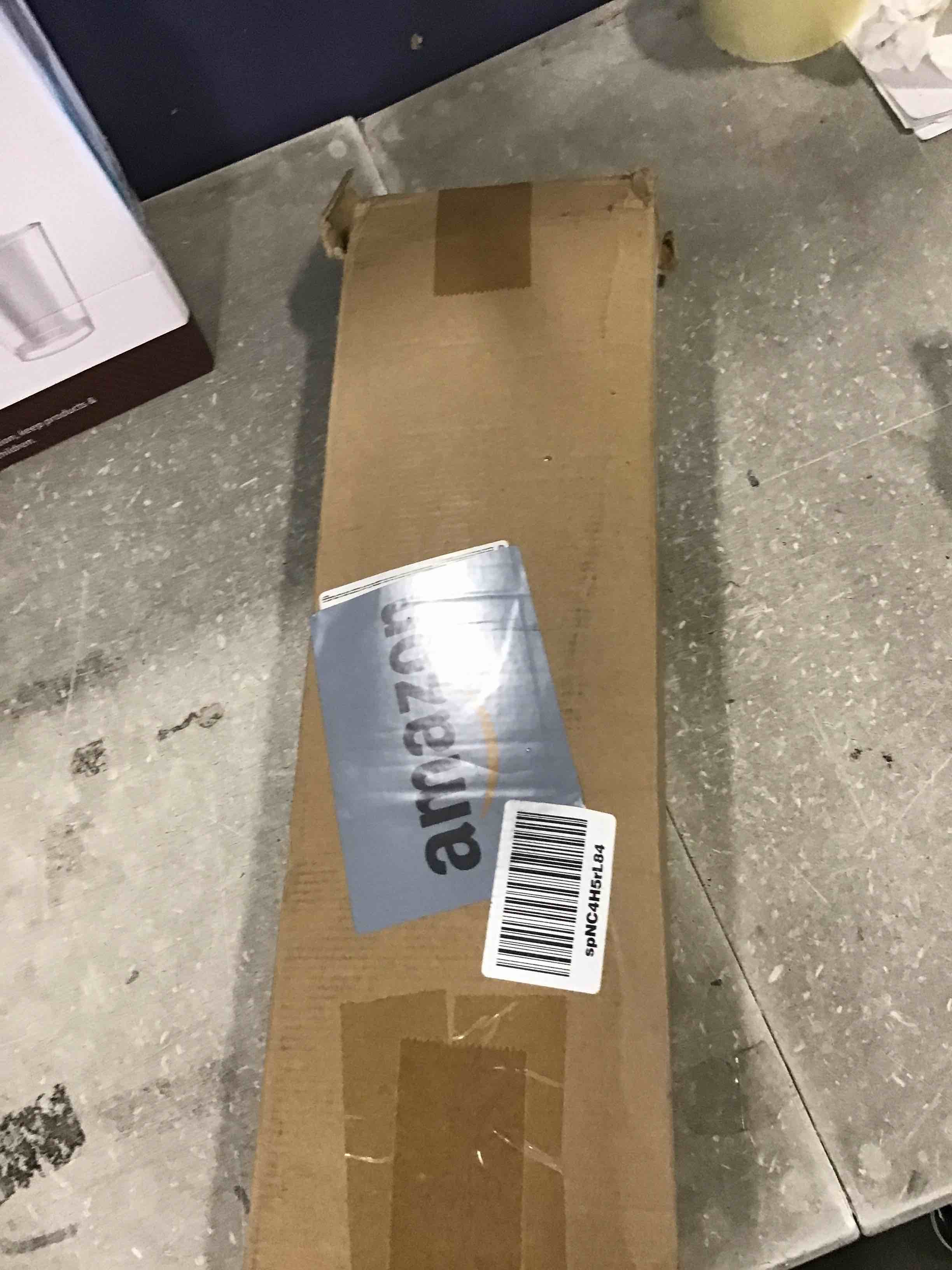 https://s3.amazonaws.com/lotting-images-prod/bidfta/BLU6711909_1719937079833.jpeg