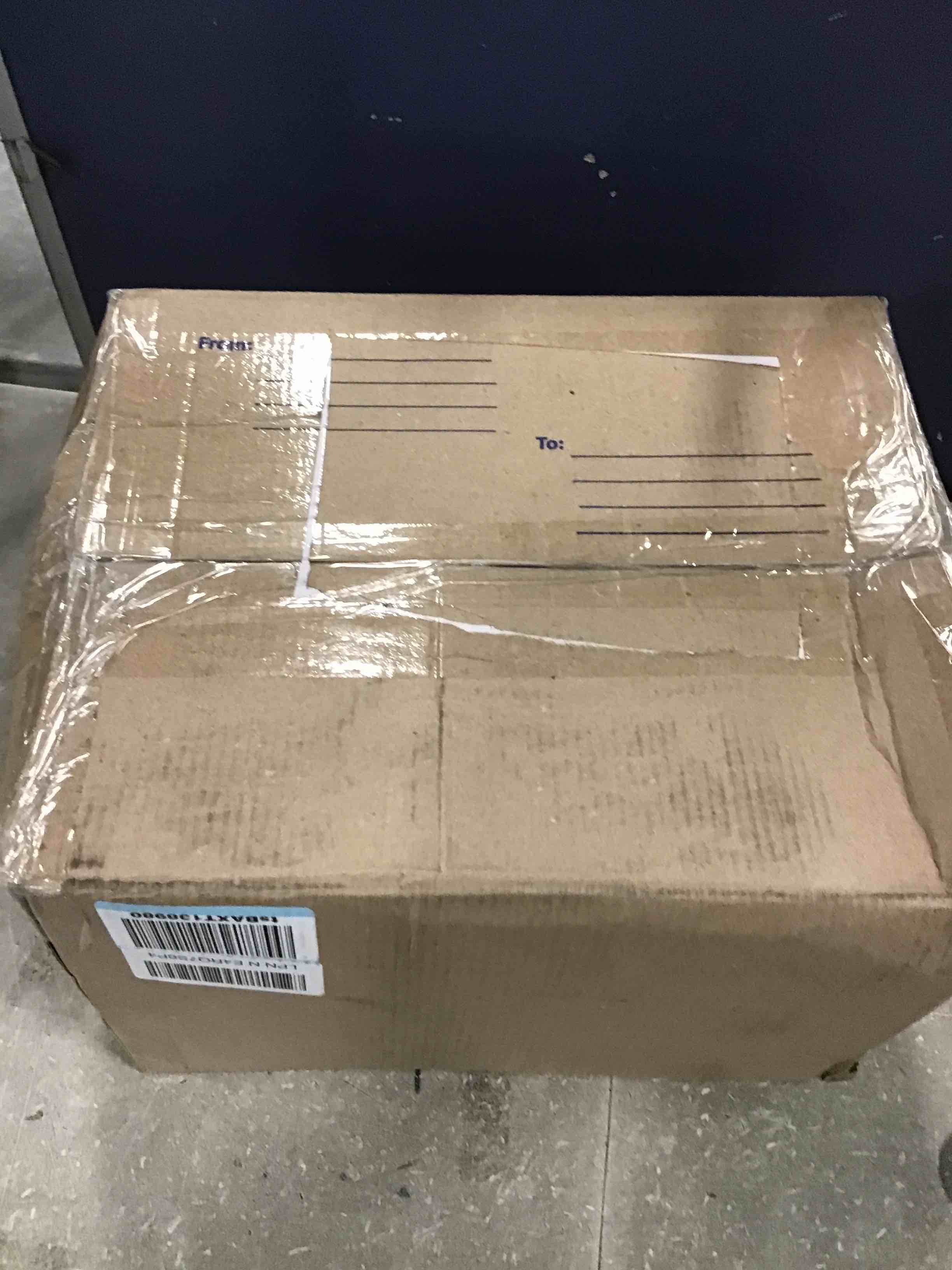 https://s3.amazonaws.com/lotting-images-prod/bidfta/BLU6711997_1719949043380.jpeg