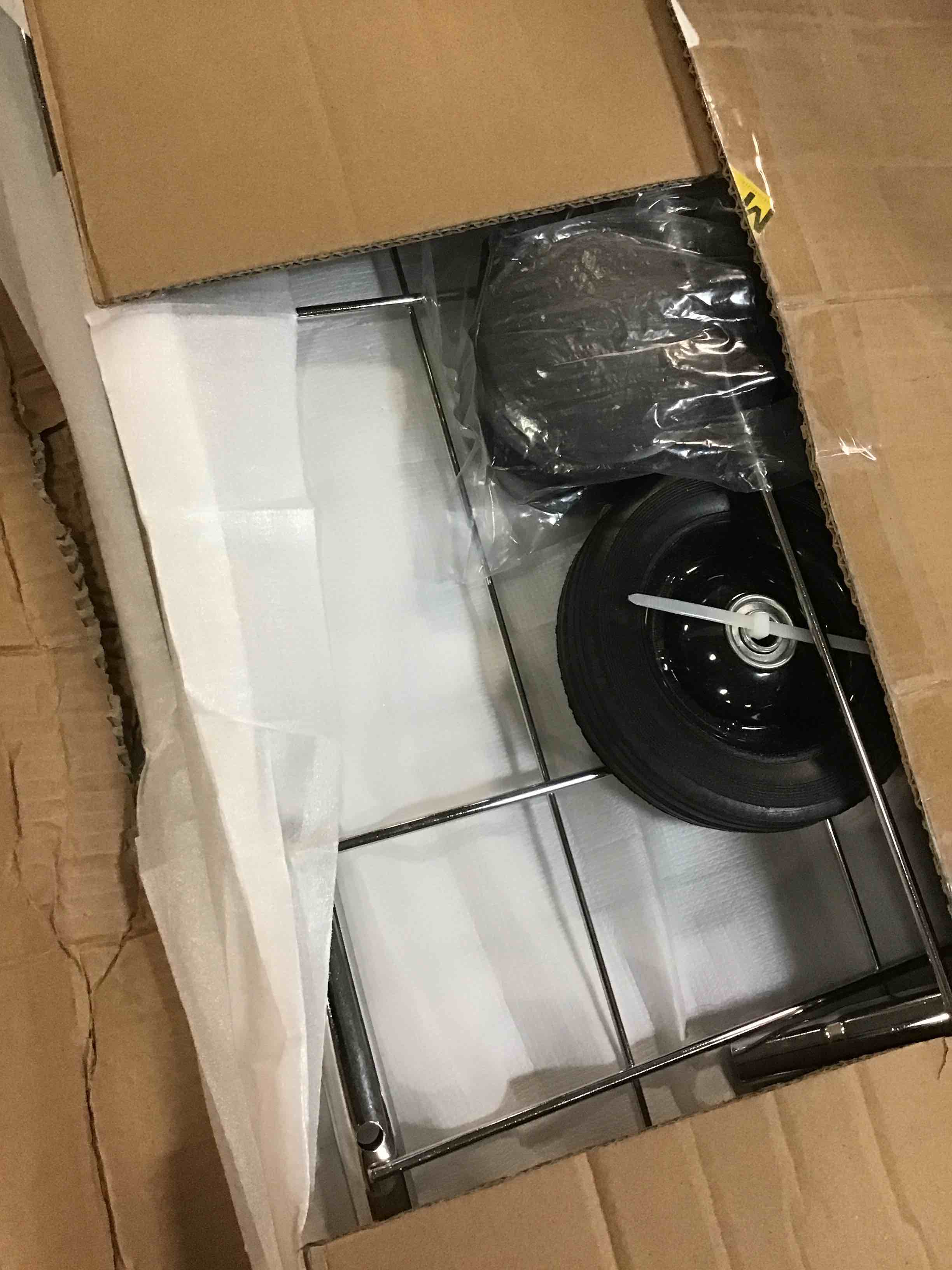 https://s3.amazonaws.com/lotting-images-prod/bidfta/BLU6712331_1720192112331.jpeg