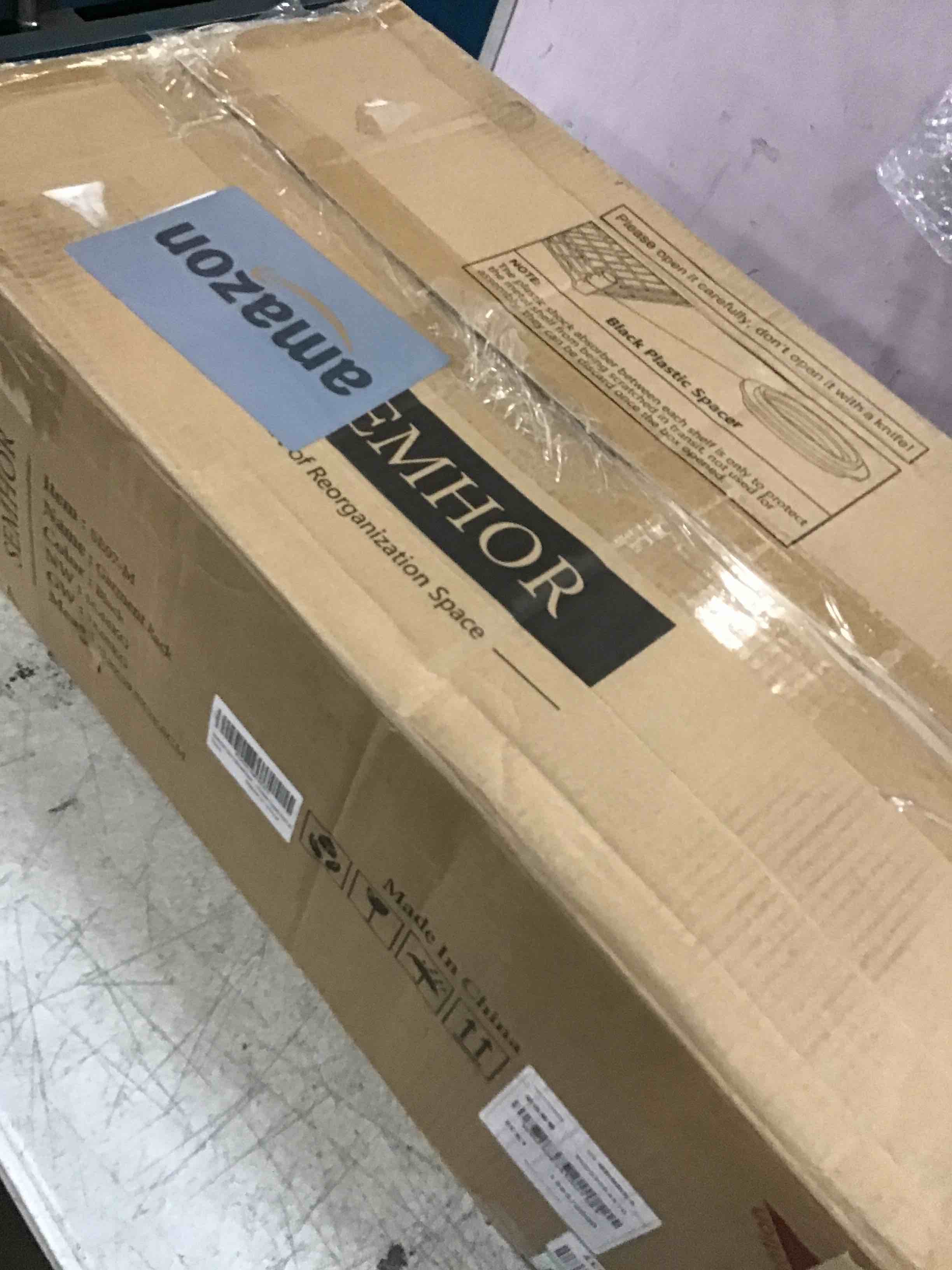 https://s3.amazonaws.com/lotting-images-prod/bidfta/BLU6712418_1720203488769.jpeg