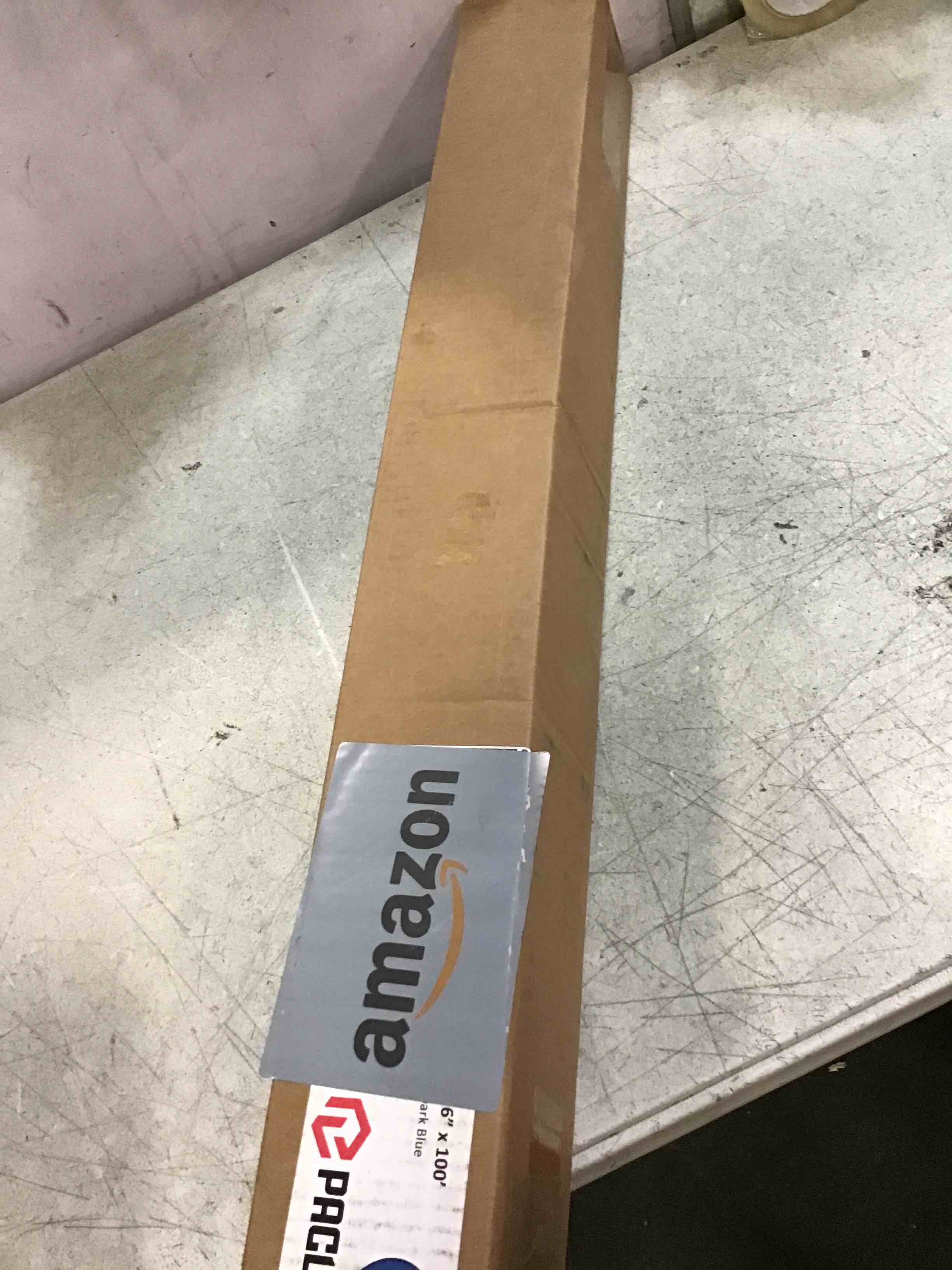 https://s3.amazonaws.com/lotting-images-prod/bidfta/BLU6712452_1720208600179.jpeg