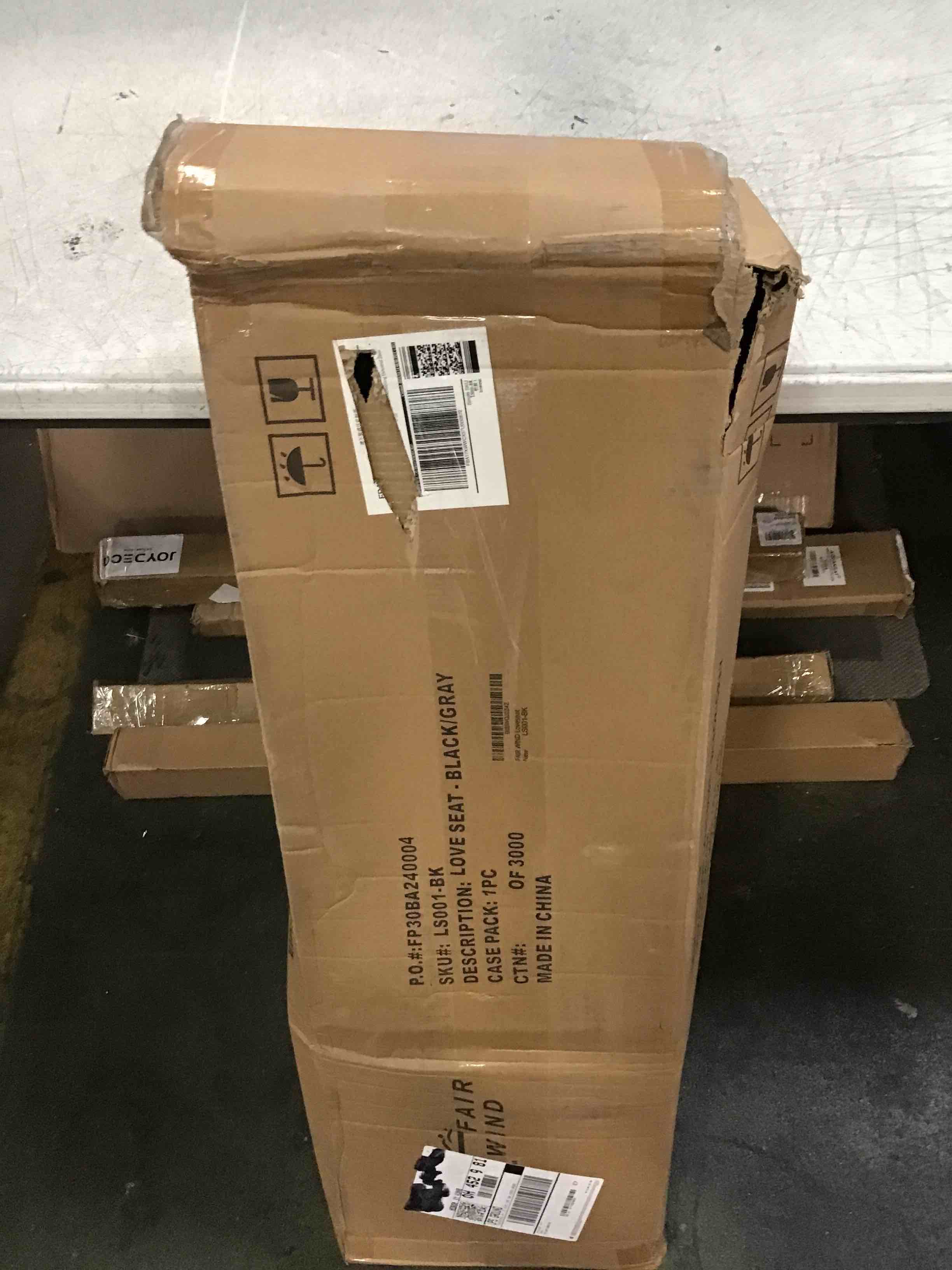 https://s3.amazonaws.com/lotting-images-prod/bidfta/BLU6712459_1720209354299.jpeg