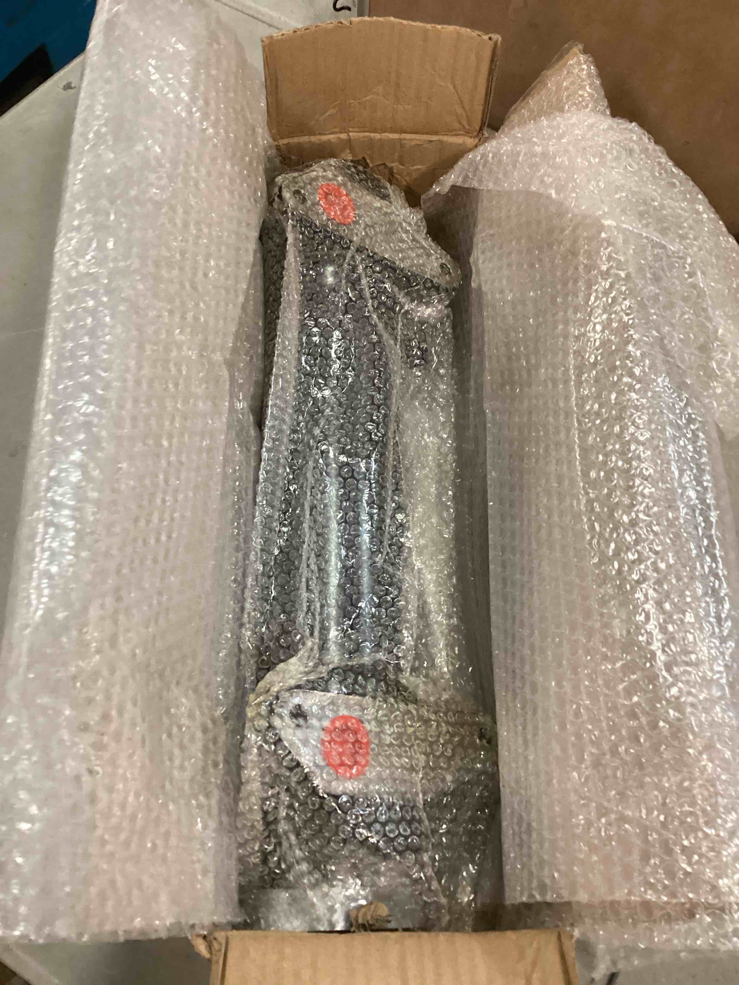 https://s3.amazonaws.com/lotting-images-prod/bidfta/BLU6712731_1720484707181.jpeg