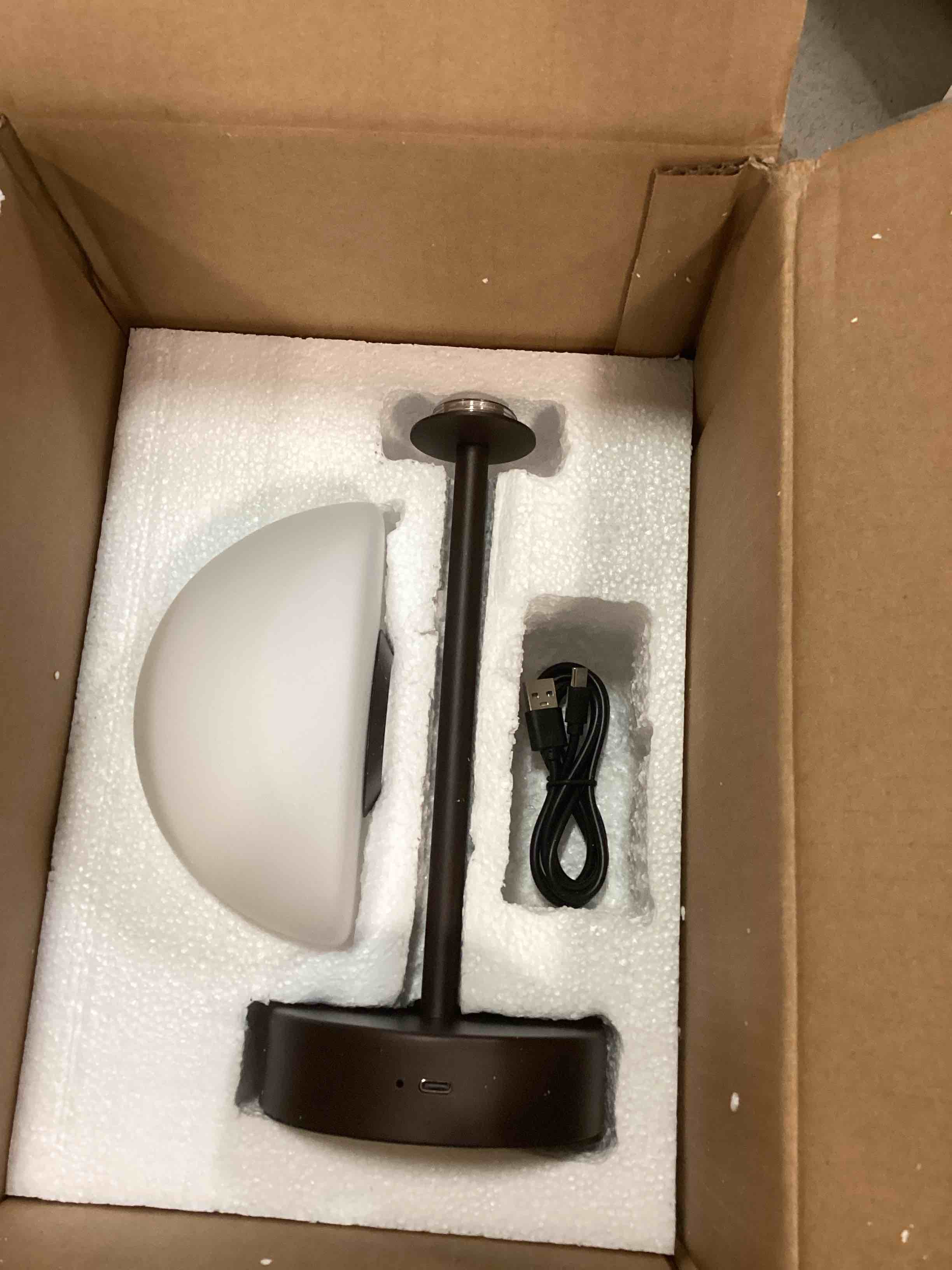 https://s3.amazonaws.com/lotting-images-prod/bidfta/BLU6712768_1720496325024.jpeg