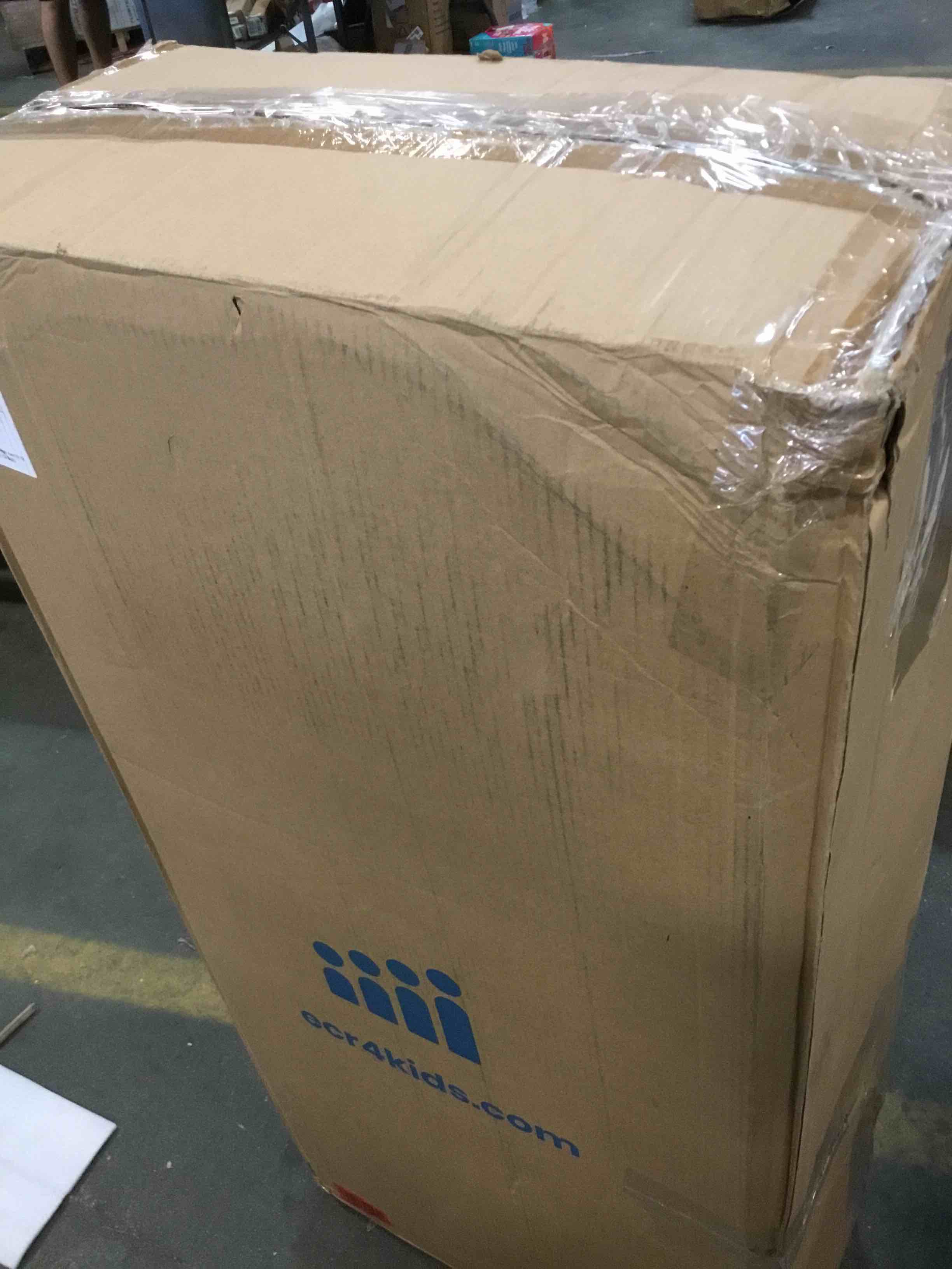 https://s3.amazonaws.com/lotting-images-prod/bidfta/BLU6713168_1719493569654.jpeg