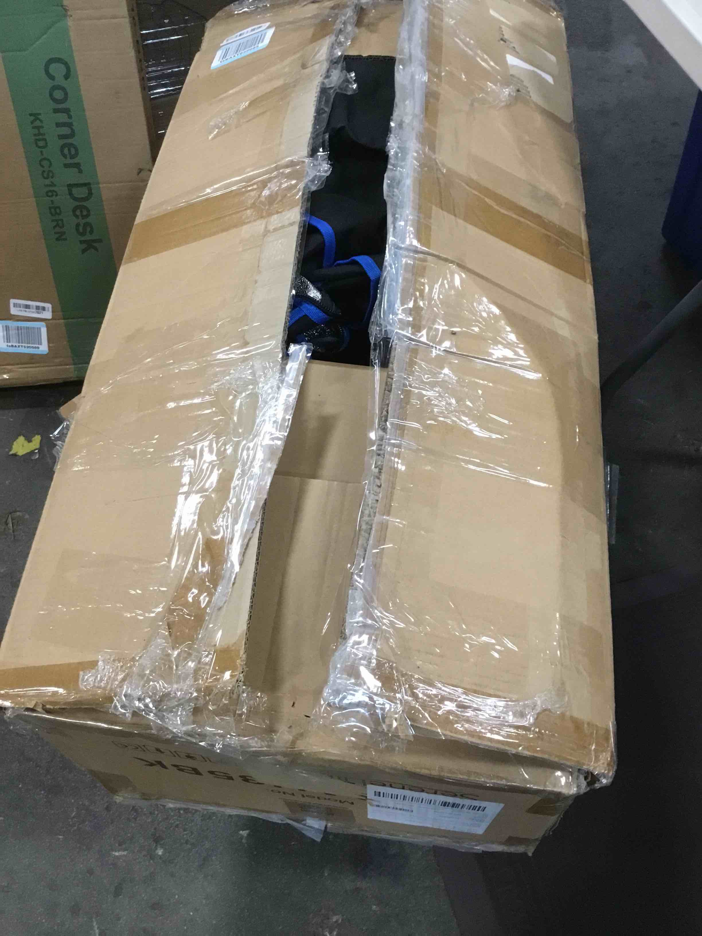 https://s3.amazonaws.com/lotting-images-prod/bidfta/BLU6713477_1719573230033.jpeg