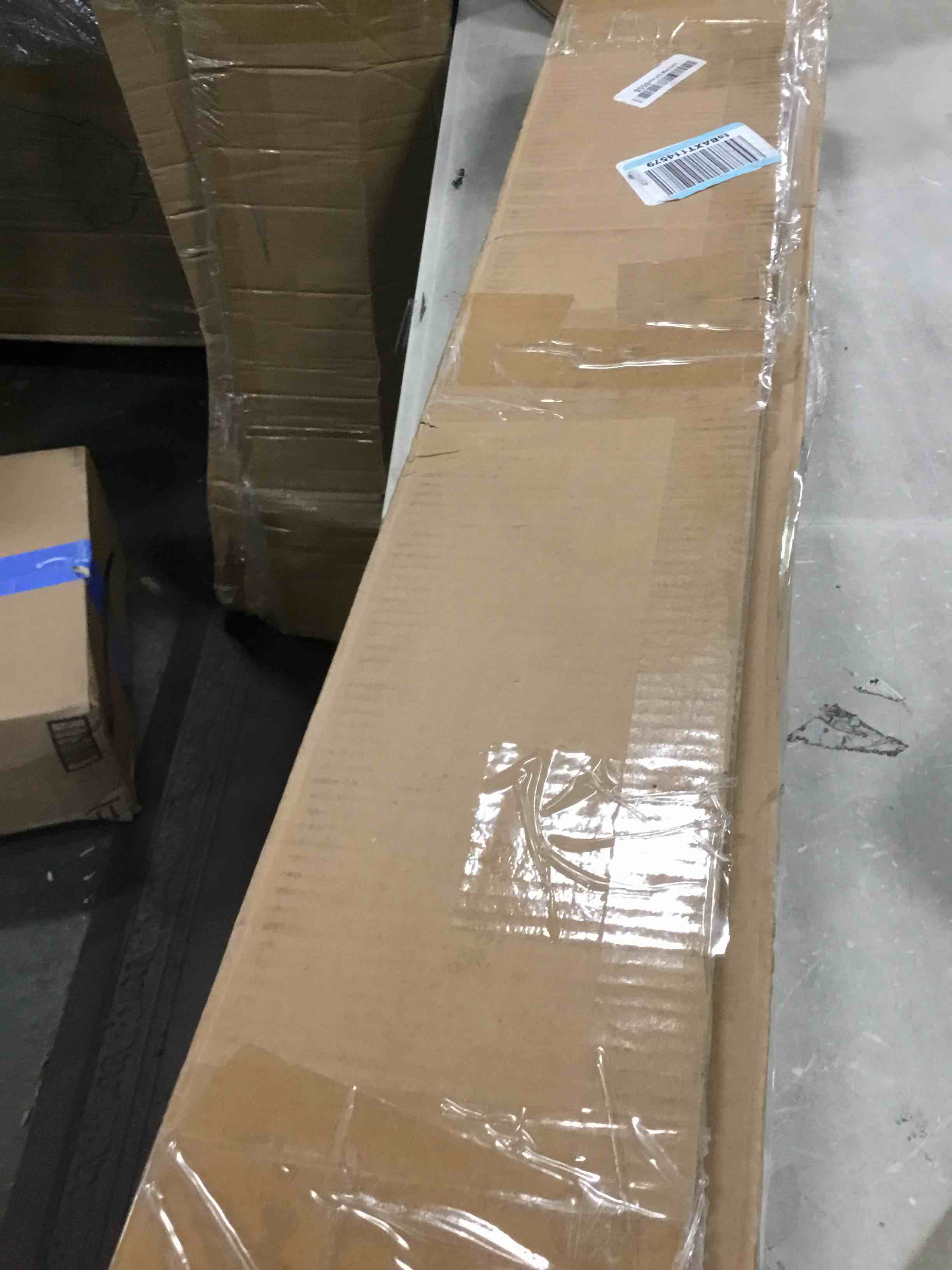 https://s3.amazonaws.com/lotting-images-prod/bidfta/BLU6713496_1719575576638.jpeg