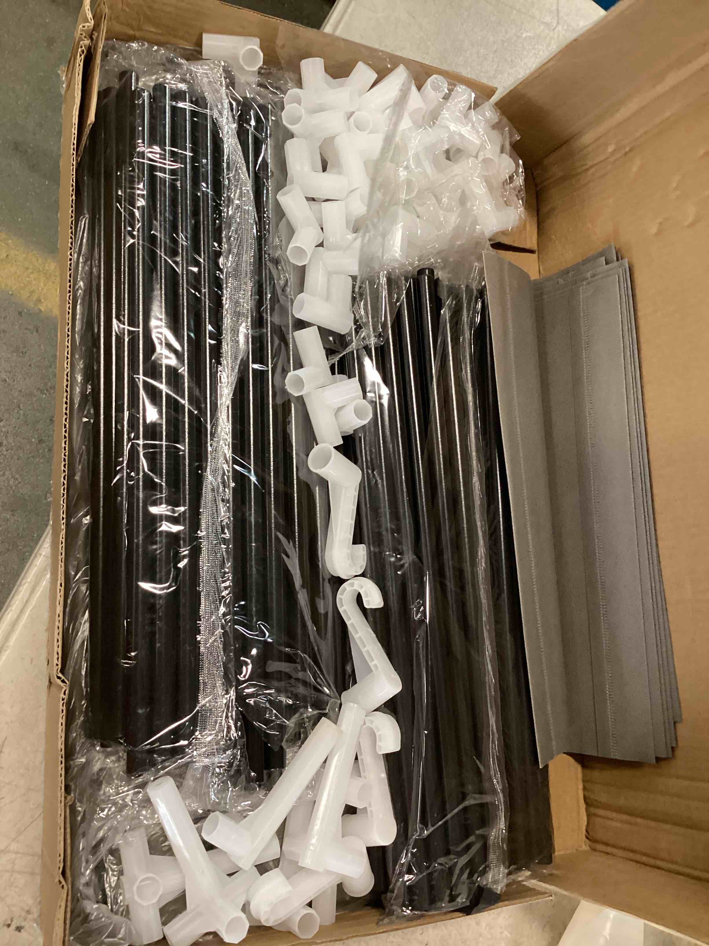 https://s3.amazonaws.com/lotting-images-prod/bidfta/BLU6713727_1719612225470.jpeg