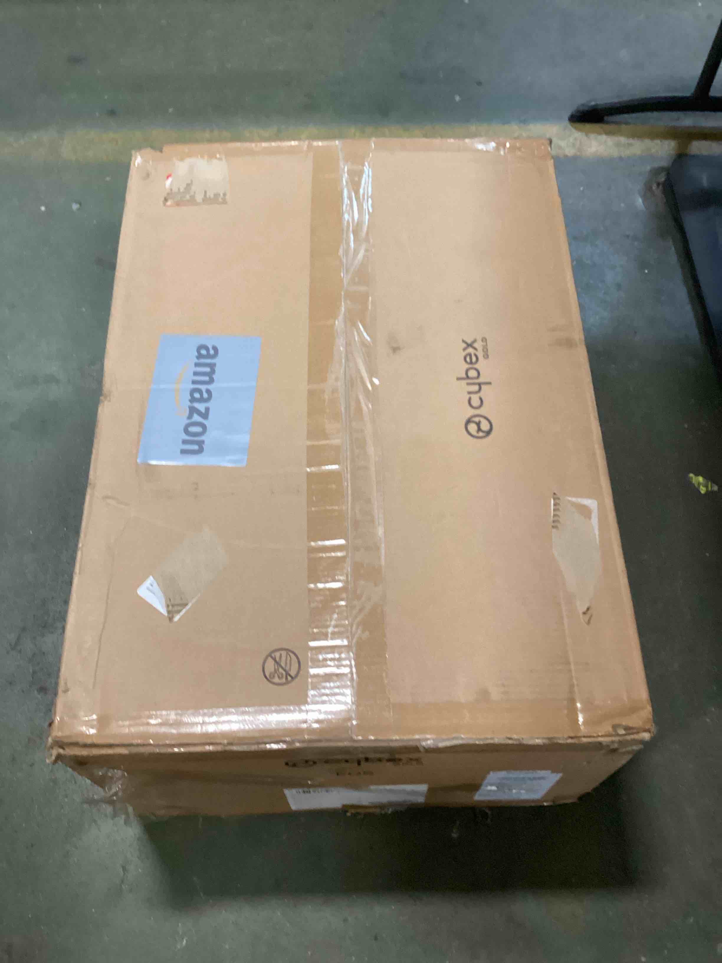 https://s3.amazonaws.com/lotting-images-prod/bidfta/BLU6713759_1719618780231.jpeg