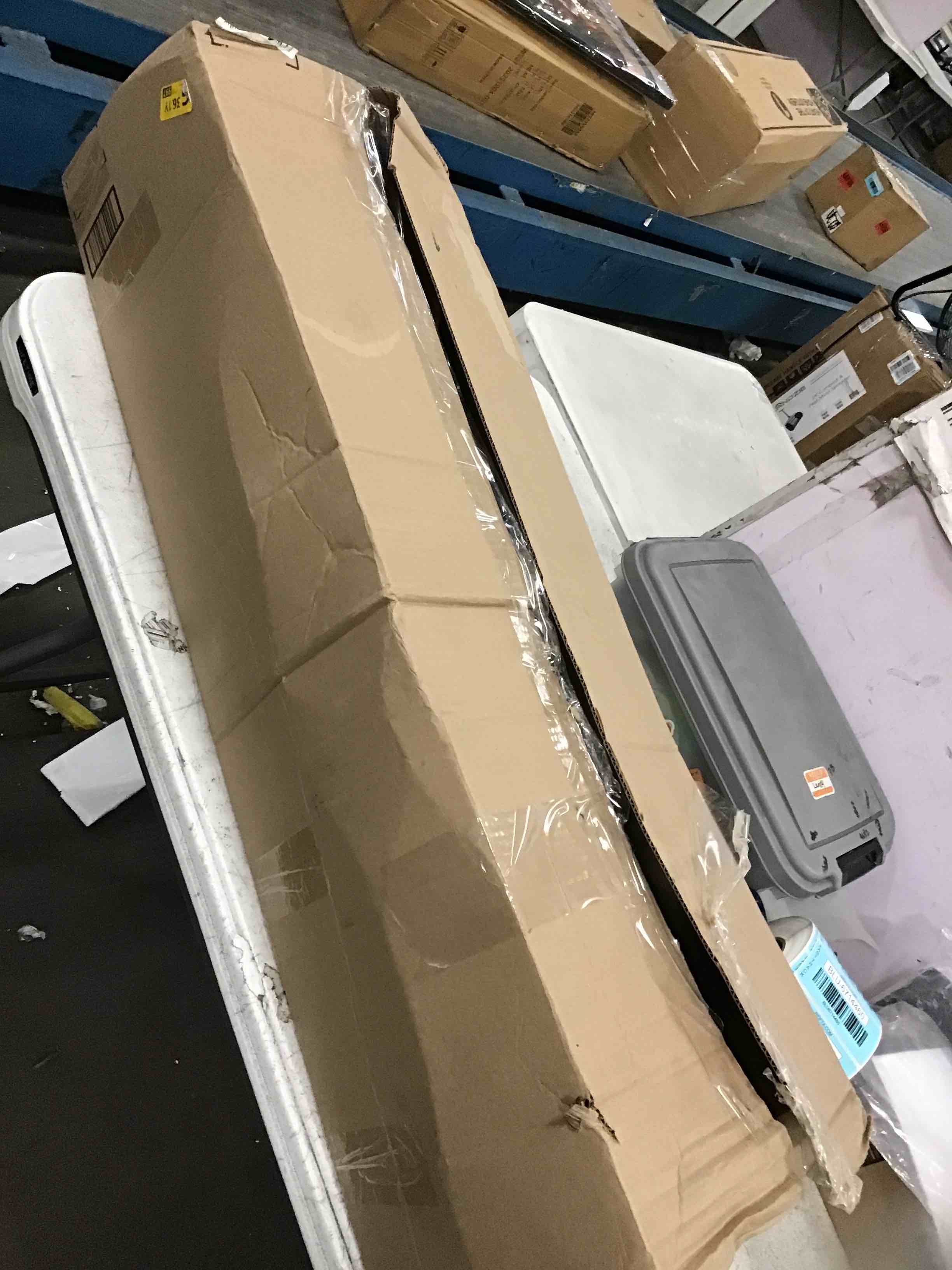 https://s3.amazonaws.com/lotting-images-prod/bidfta/BLU6714453_1719462404319.jpeg