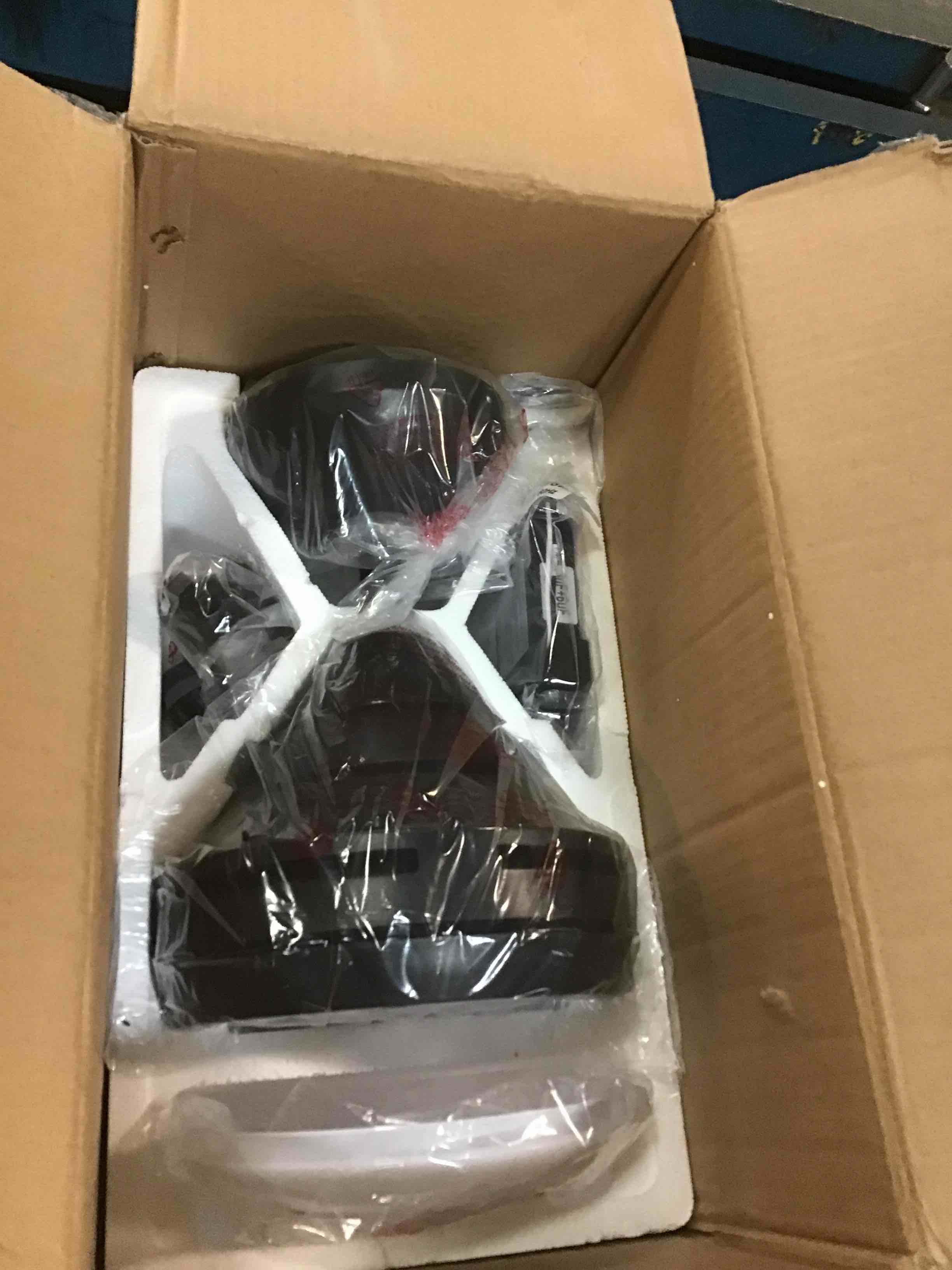 https://s3.amazonaws.com/lotting-images-prod/bidfta/BLU6714808_1719582810921.jpeg