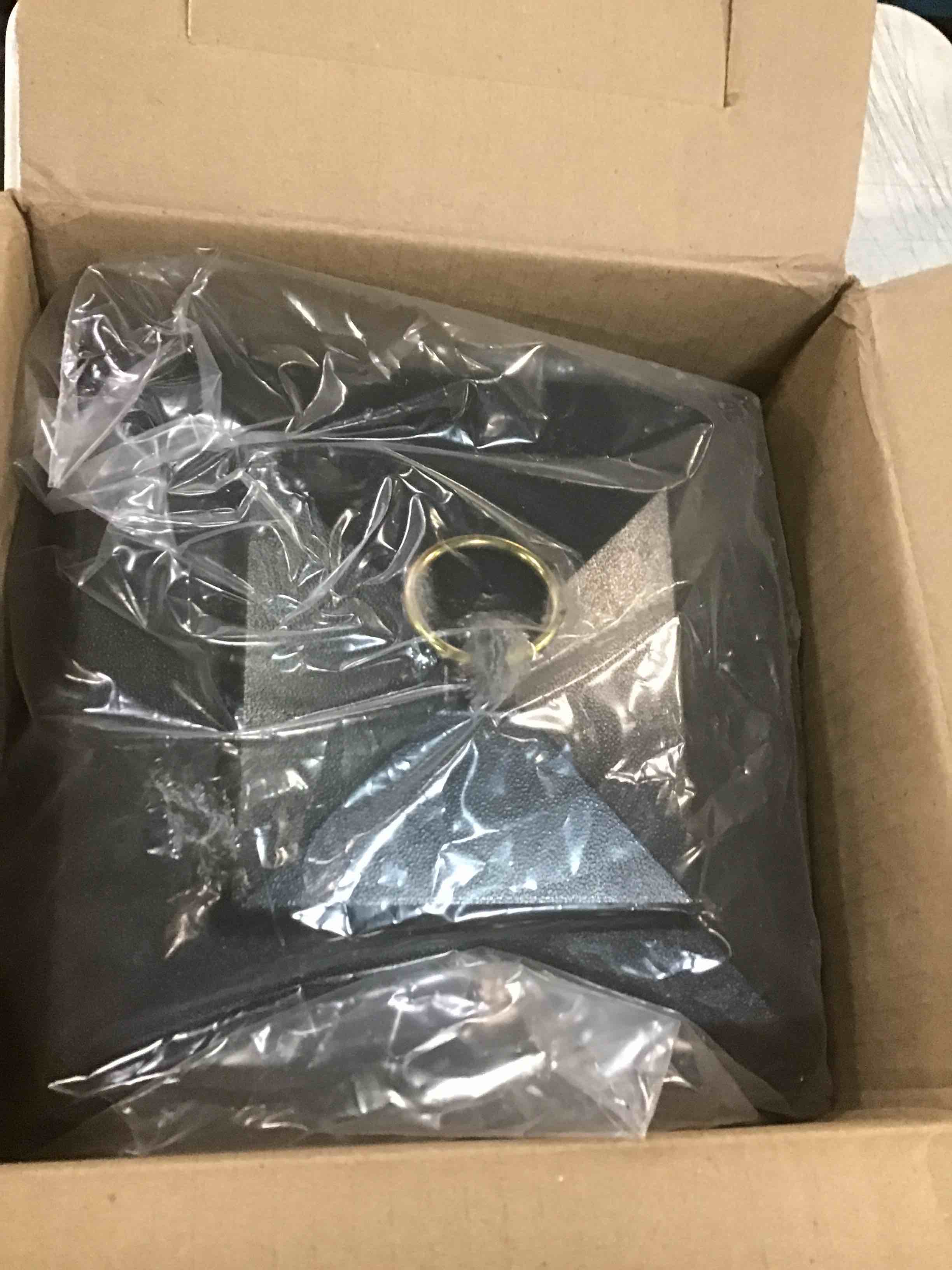https://s3.amazonaws.com/lotting-images-prod/bidfta/BLU6714848_1719588115137.jpeg