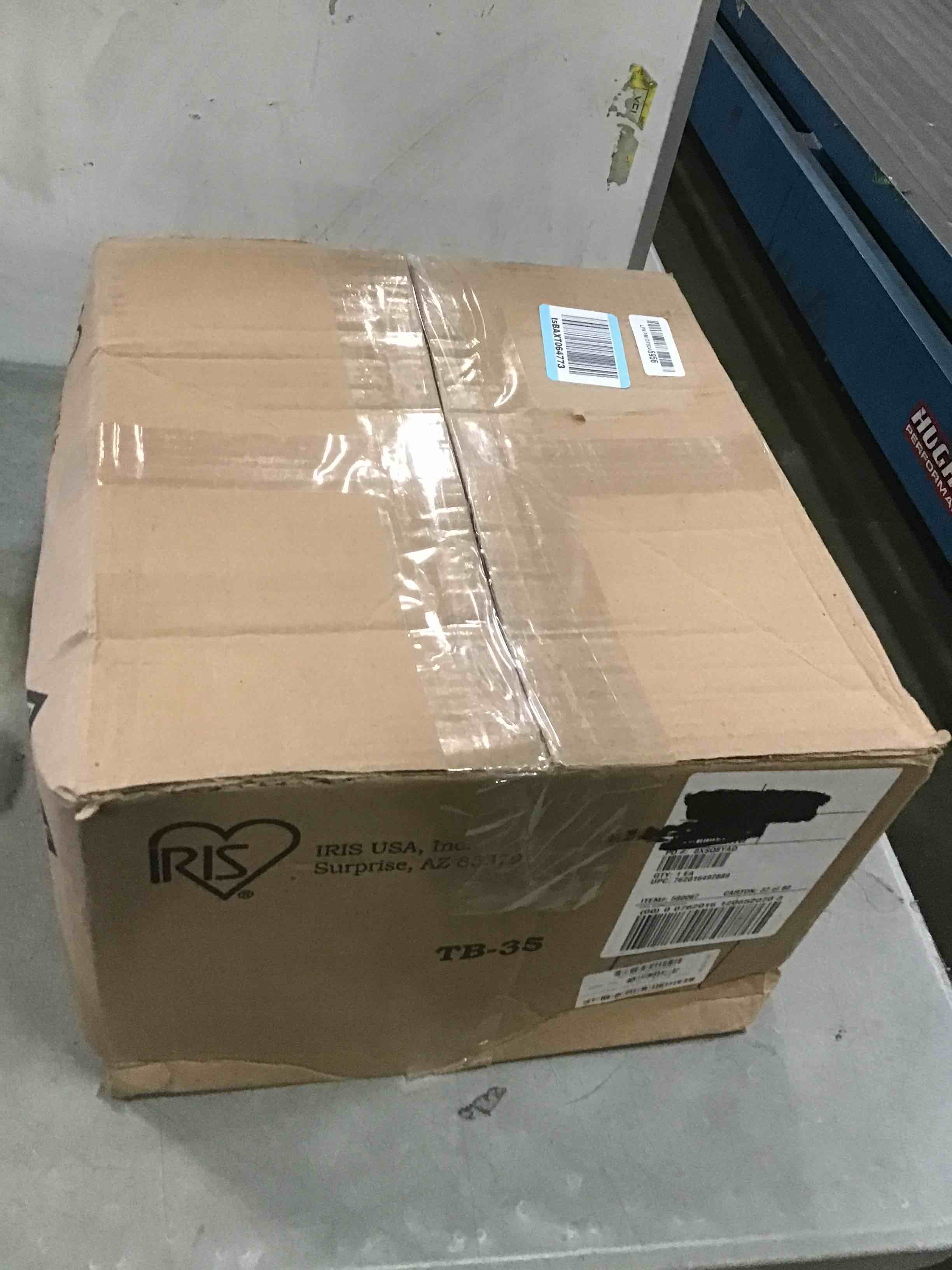 https://s3.amazonaws.com/lotting-images-prod/bidfta/BLU6715203_1719863466666.jpeg