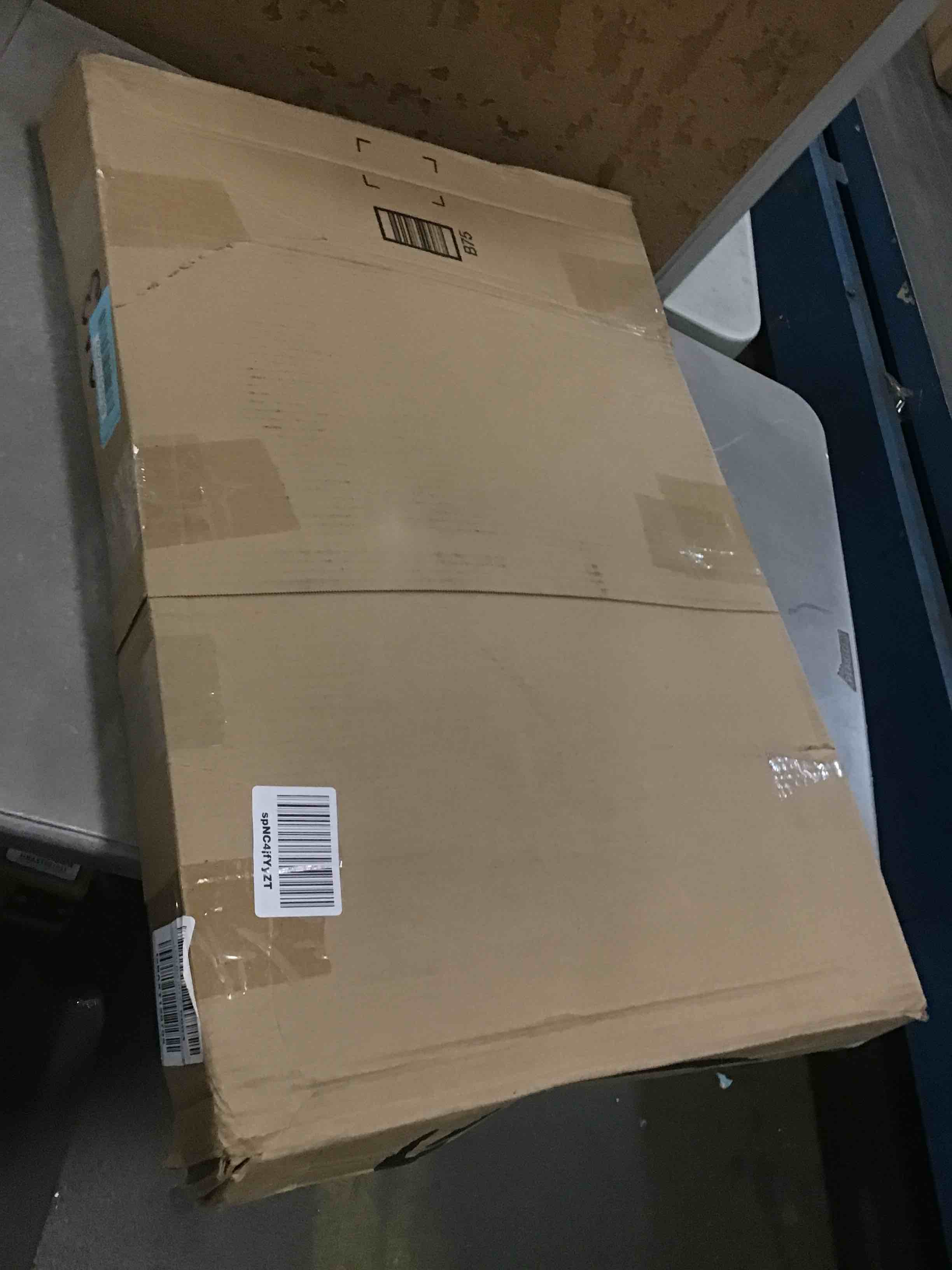 https://s3.amazonaws.com/lotting-images-prod/bidfta/BLU6715239_1719920622806.jpeg