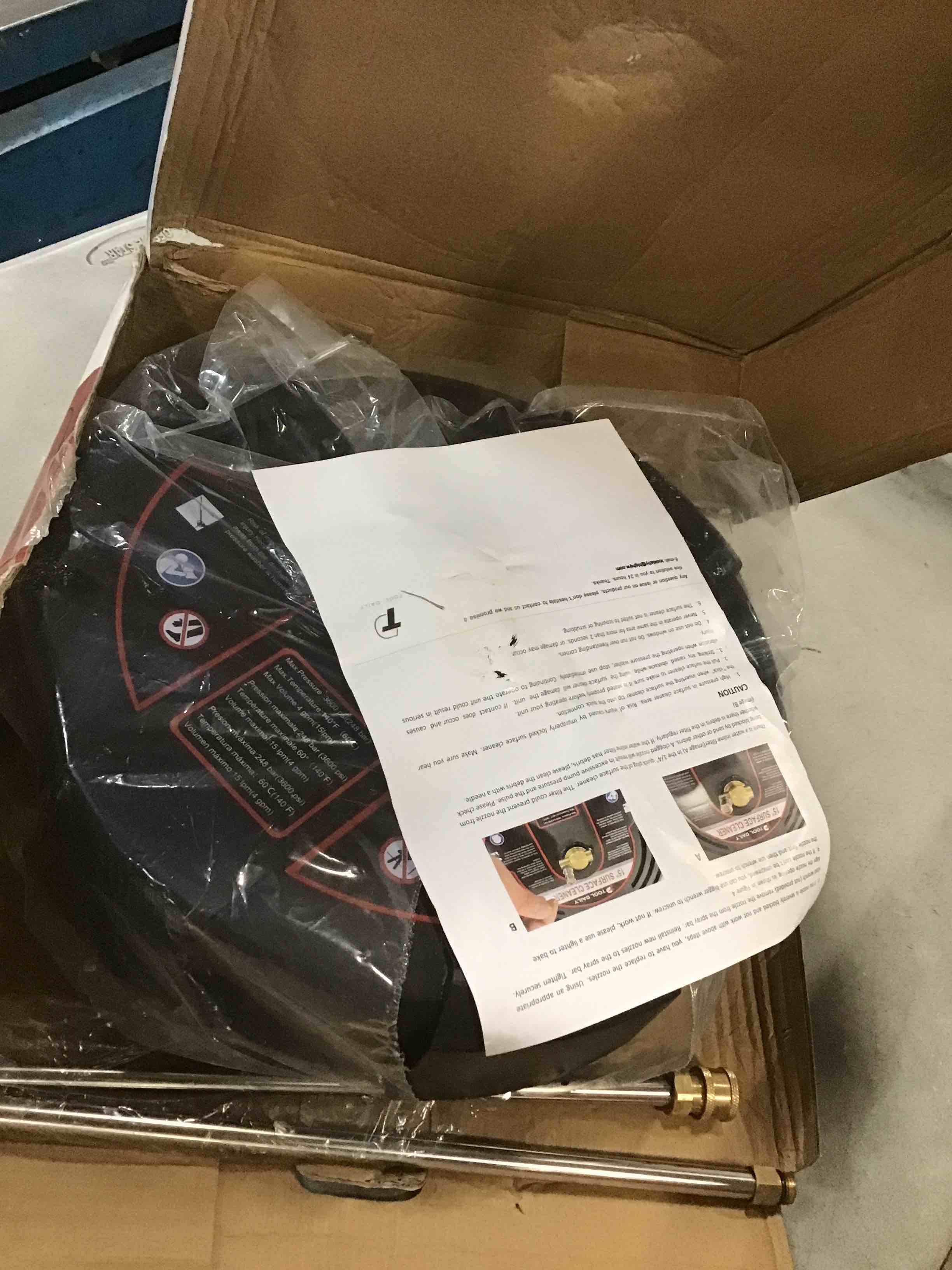 https://s3.amazonaws.com/lotting-images-prod/bidfta/BLU6715707_1720036302570.jpeg