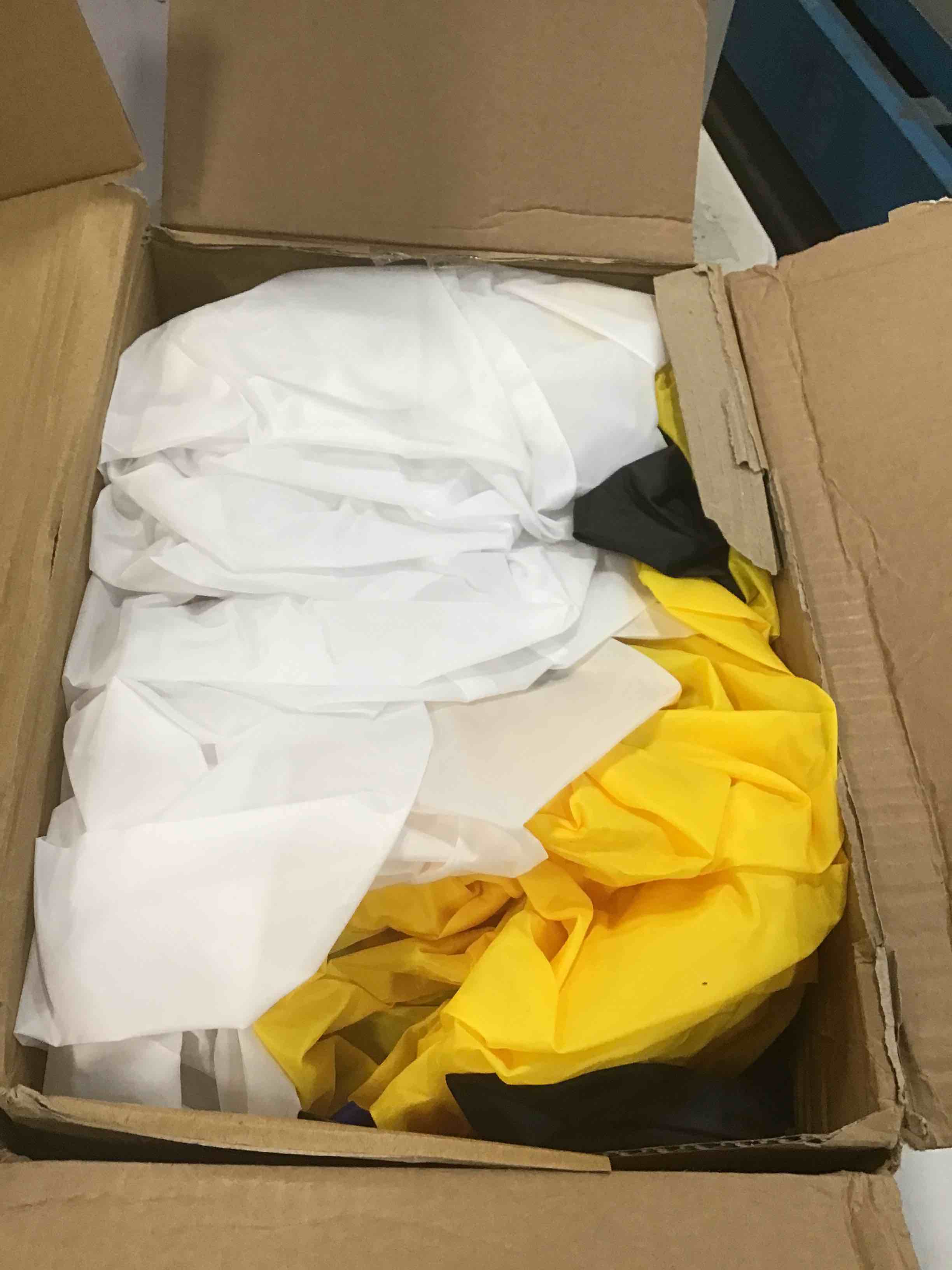 https://s3.amazonaws.com/lotting-images-prod/bidfta/BLU6715771_1720182193429.jpeg