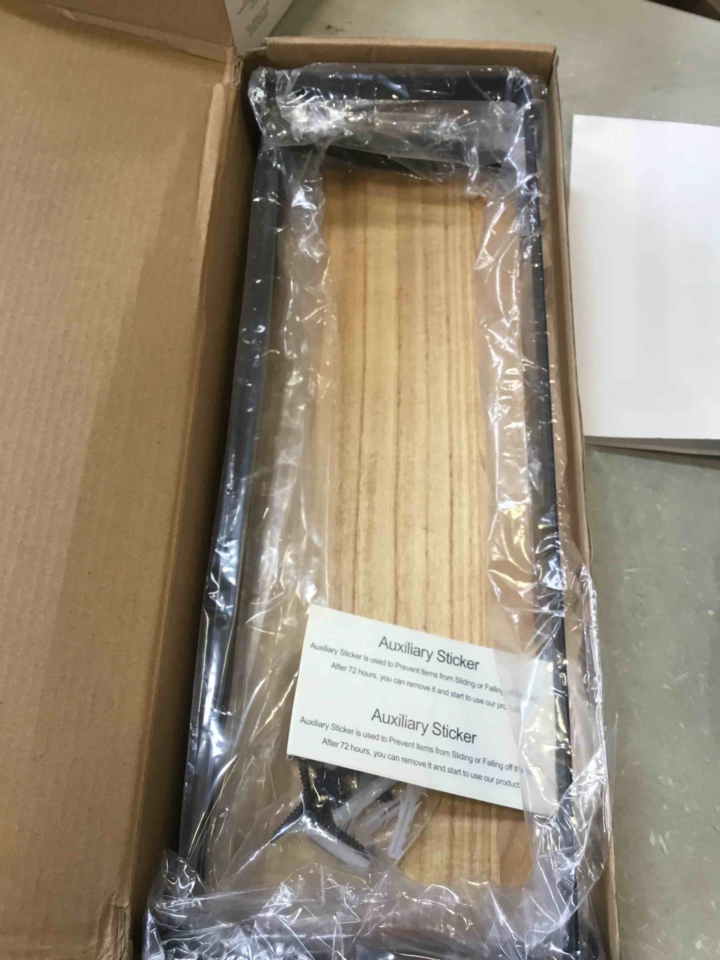 https://s3.amazonaws.com/lotting-images-prod/bidfta/BLU6716364_1722446462490.jpeg