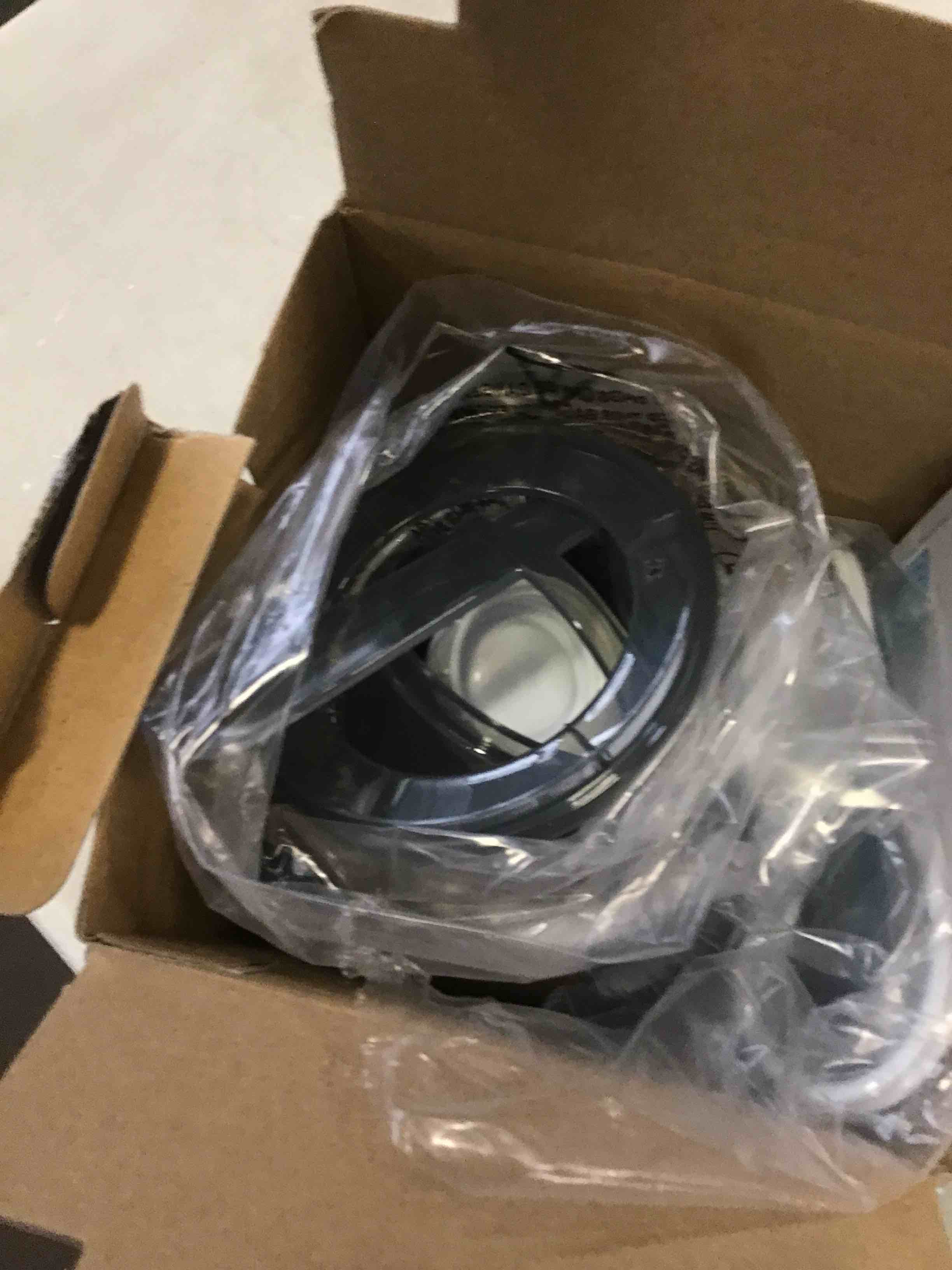 https://s3.amazonaws.com/lotting-images-prod/bidfta/BLU6716909_1722600530872.jpeg