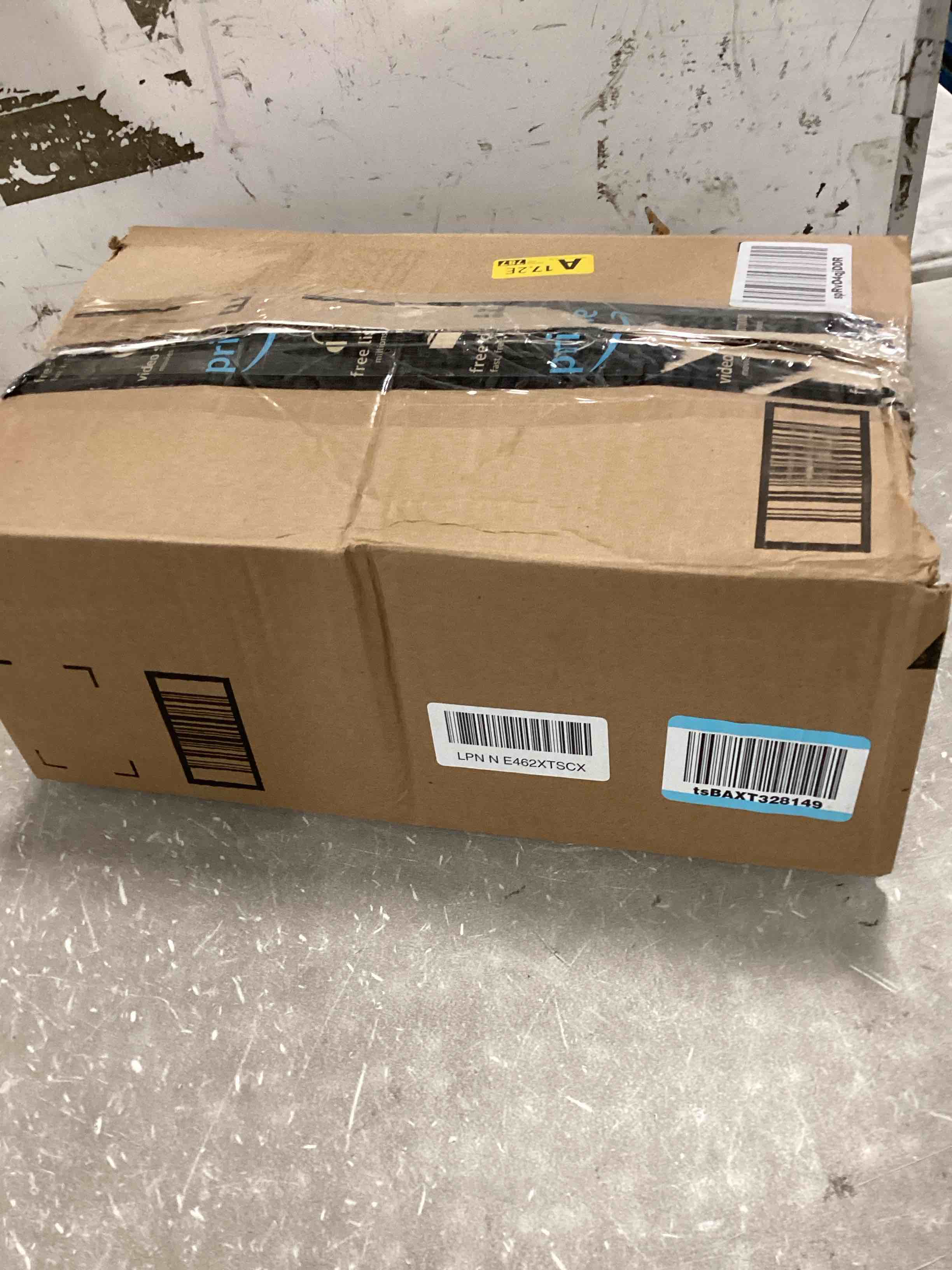 https://s3.amazonaws.com/lotting-images-prod/bidfta/BLU6717729_1722257813675.jpeg