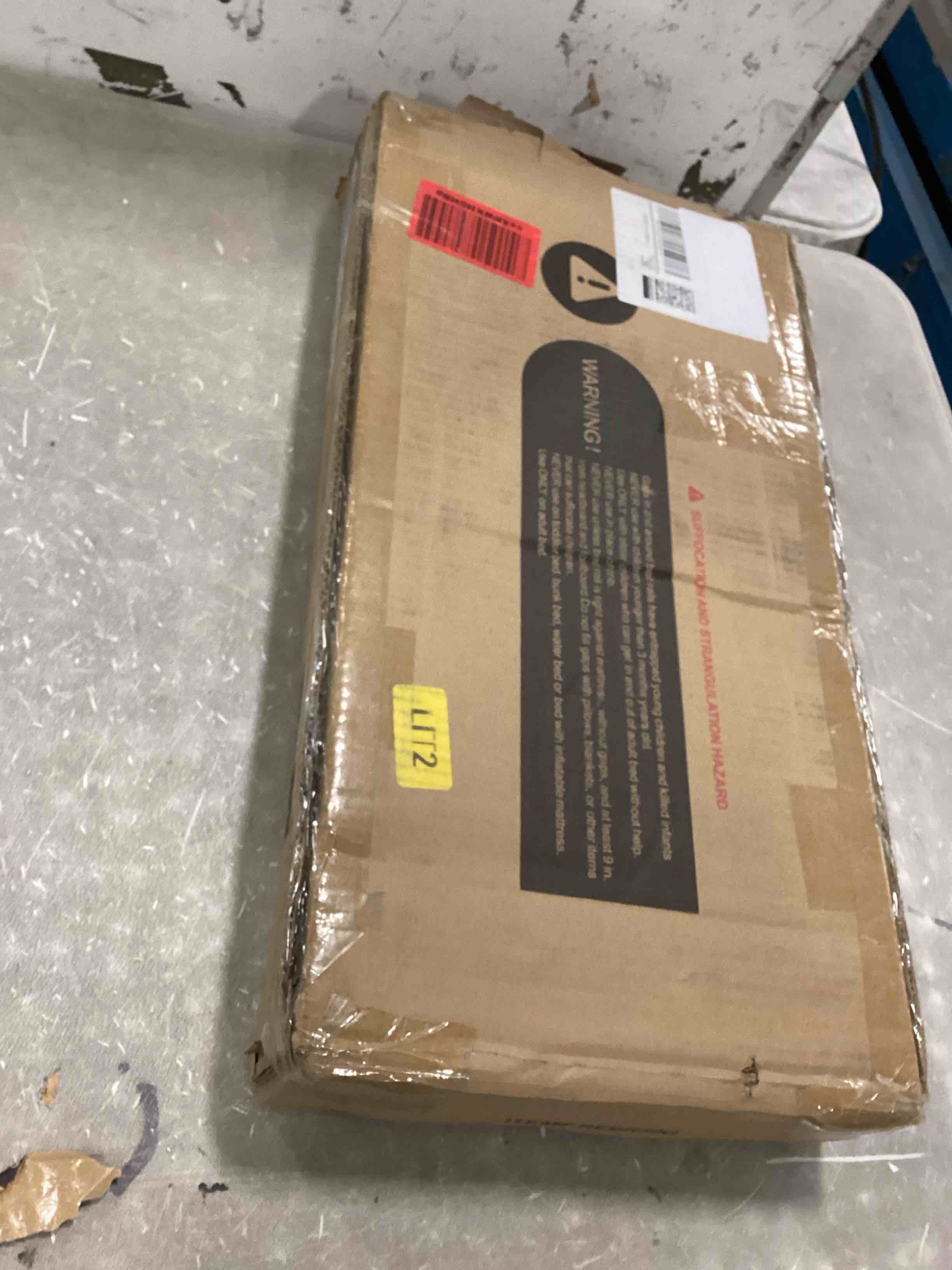 https://s3.amazonaws.com/lotting-images-prod/bidfta/BLU6717730_1722257874720.jpeg