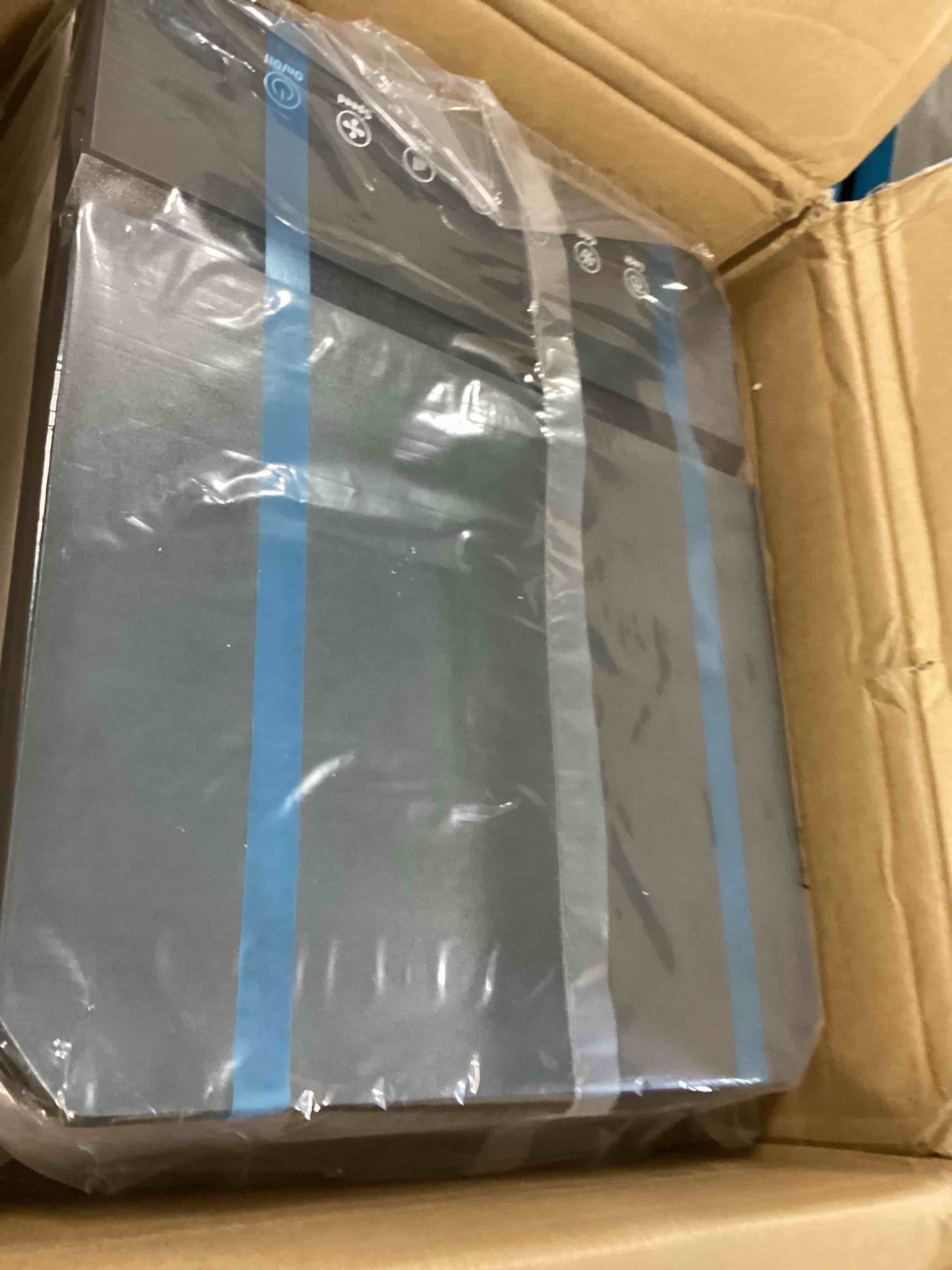 https://s3.amazonaws.com/lotting-images-prod/bidfta/BLU6718406_1722436702608.jpeg