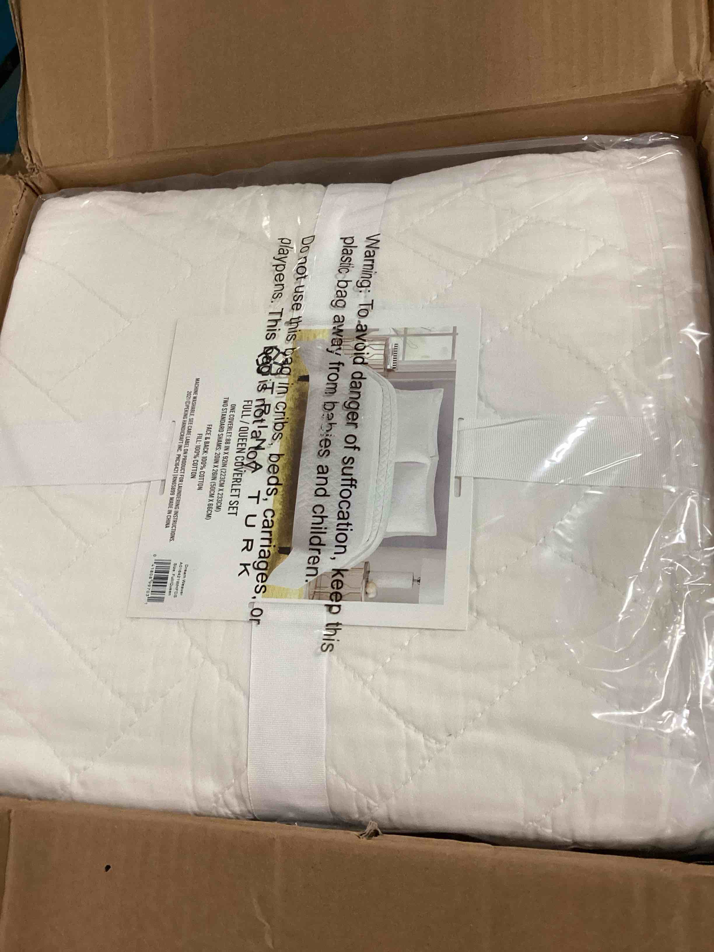 https://s3.amazonaws.com/lotting-images-prod/bidfta/BLU6718680_1722524190198.jpeg