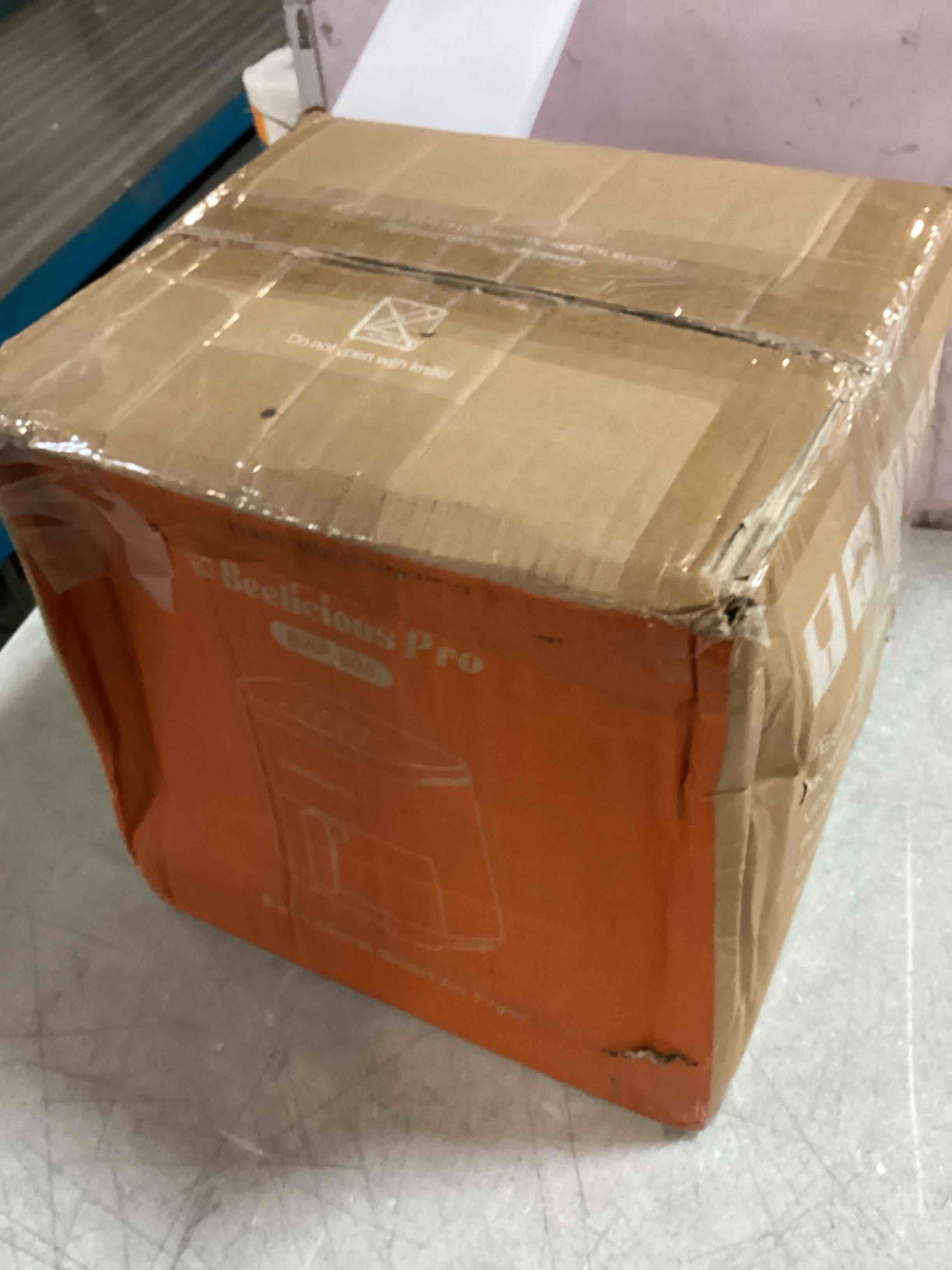 https://s3.amazonaws.com/lotting-images-prod/bidfta/BLU6718691_1722525232417.jpeg