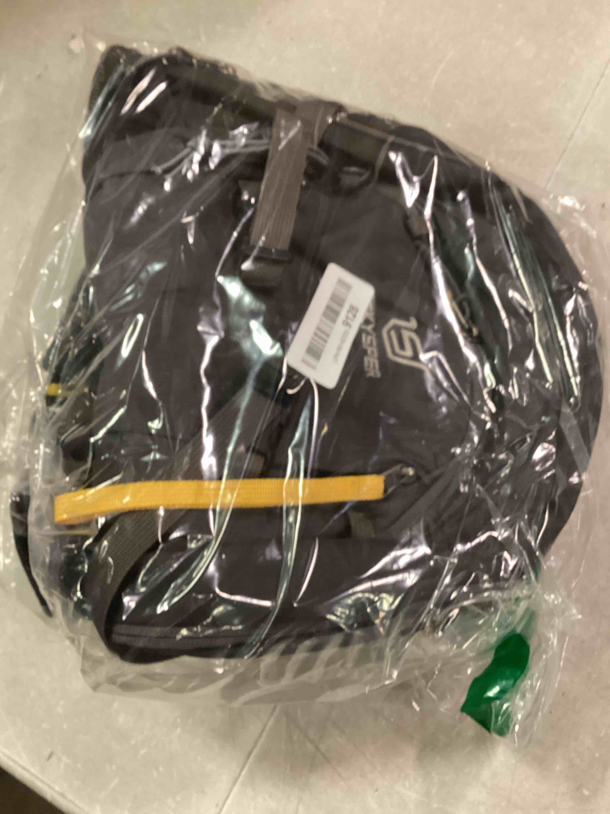 https://s3.amazonaws.com/lotting-images-prod/bidfta/BLU6719190_1722292175052.jpeg
