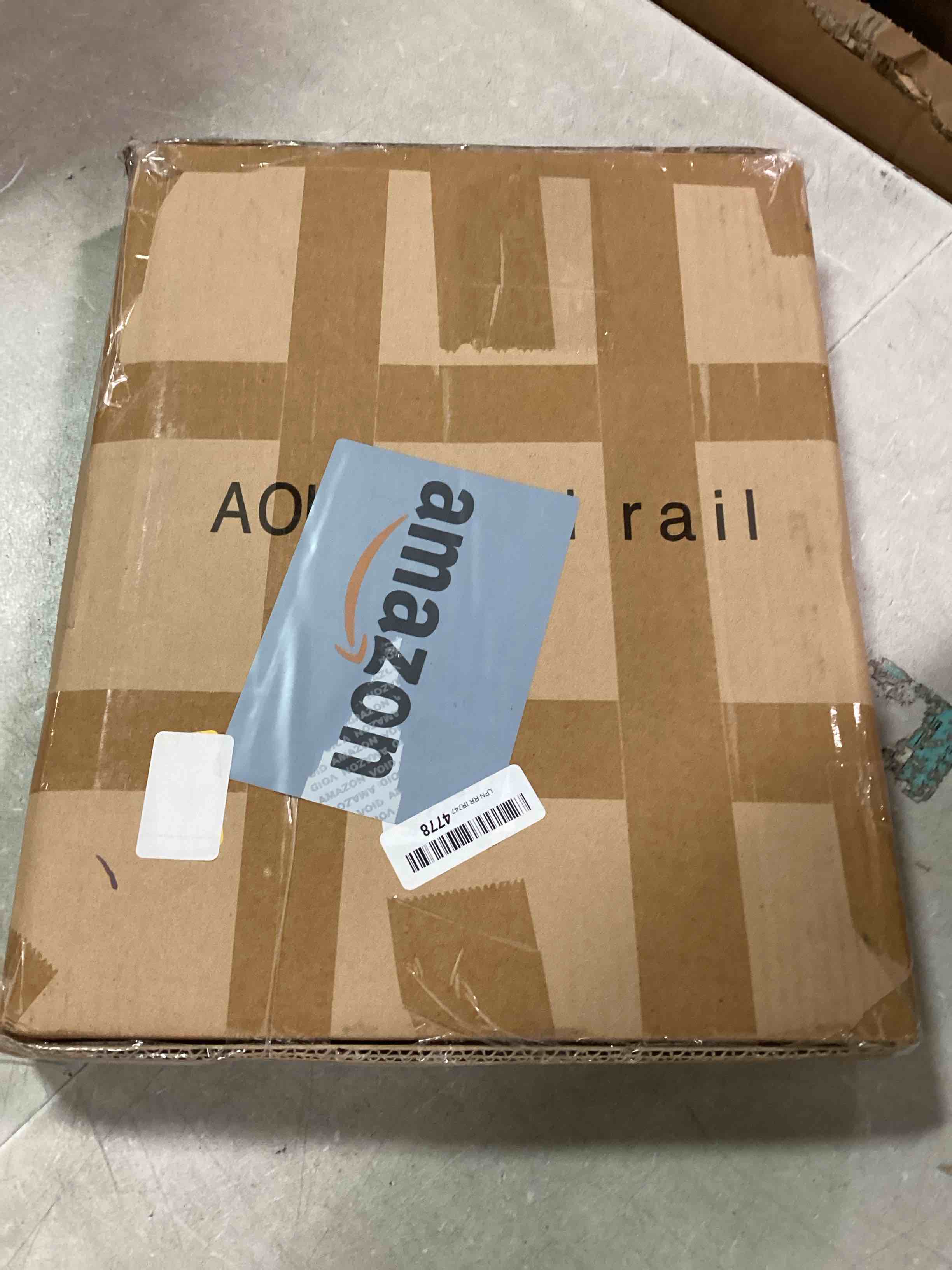 https://s3.amazonaws.com/lotting-images-prod/bidfta/BLU6719230_1722288576657.jpeg