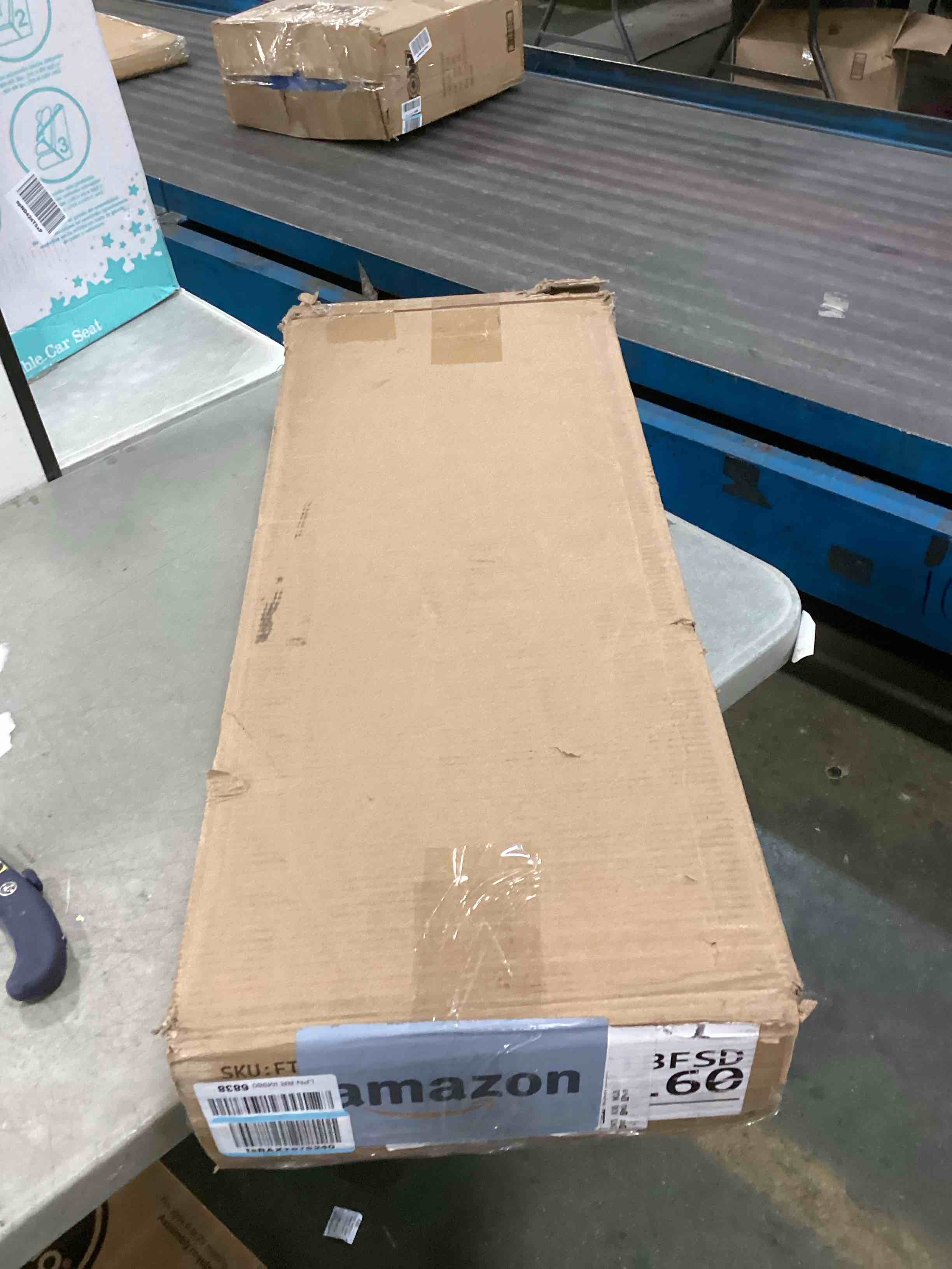 https://s3.amazonaws.com/lotting-images-prod/bidfta/BLU6719902_1722900992207.jpeg