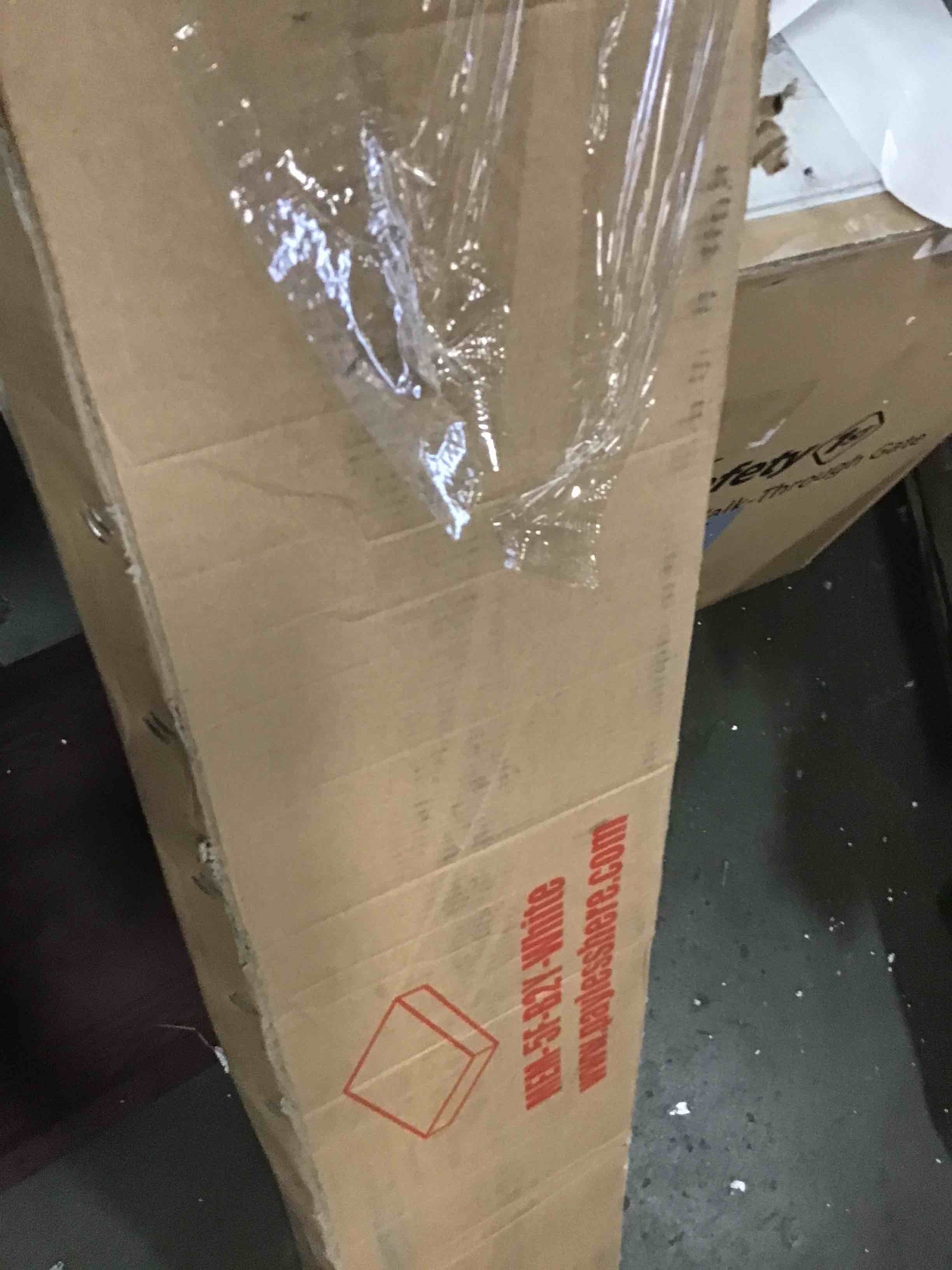 https://s3.amazonaws.com/lotting-images-prod/bidfta/BLU6720463_1721993885170.jpeg