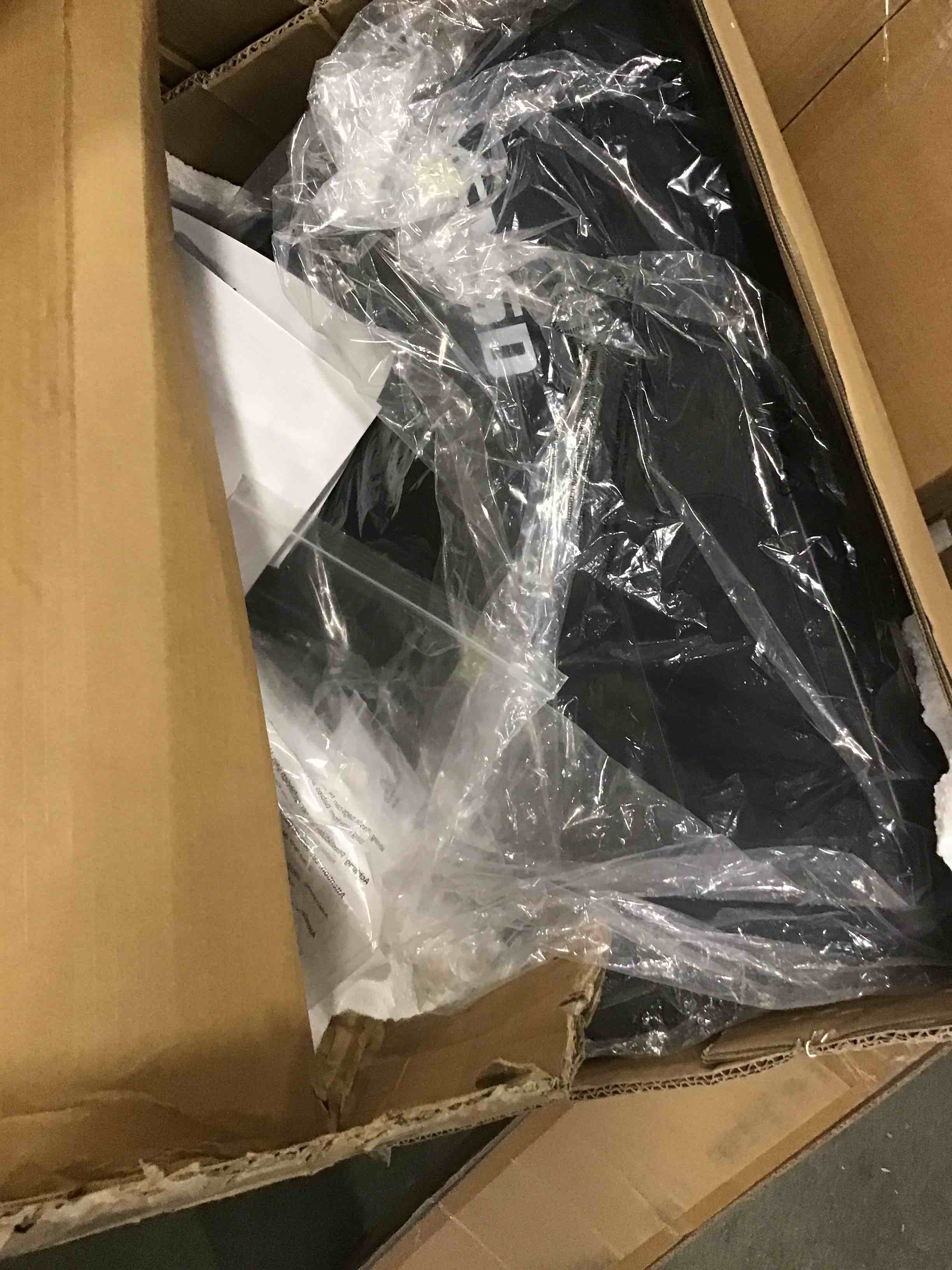 https://s3.amazonaws.com/lotting-images-prod/bidfta/BLU6720771_1722024540424.jpeg