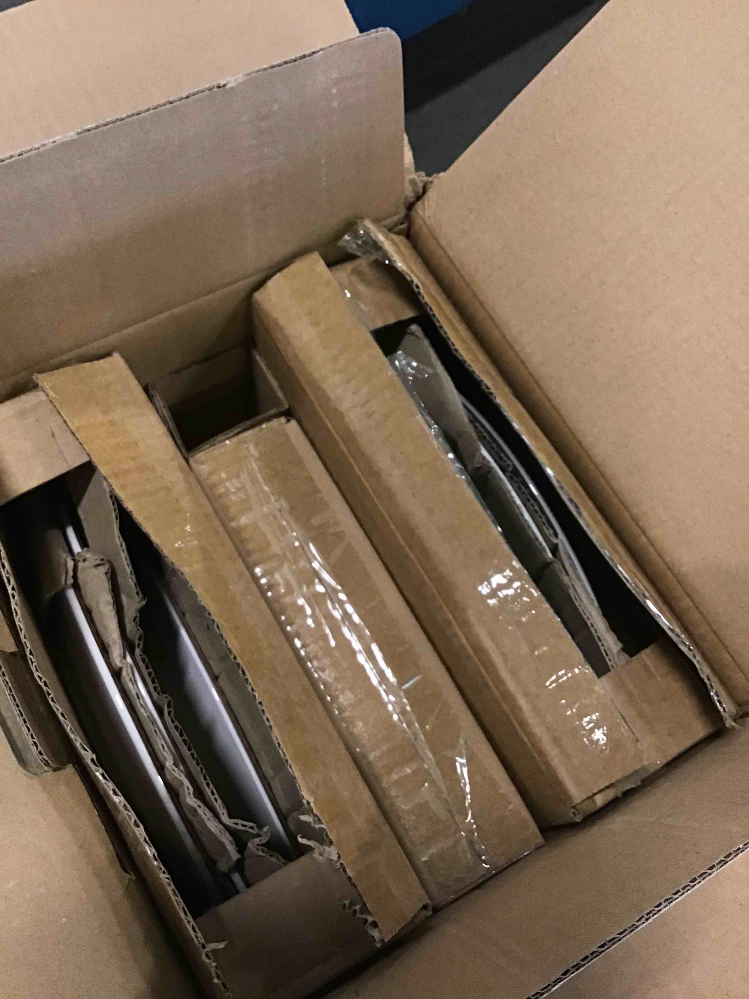 https://s3.amazonaws.com/lotting-images-prod/bidfta/BLU6720866_1722088632142.jpeg