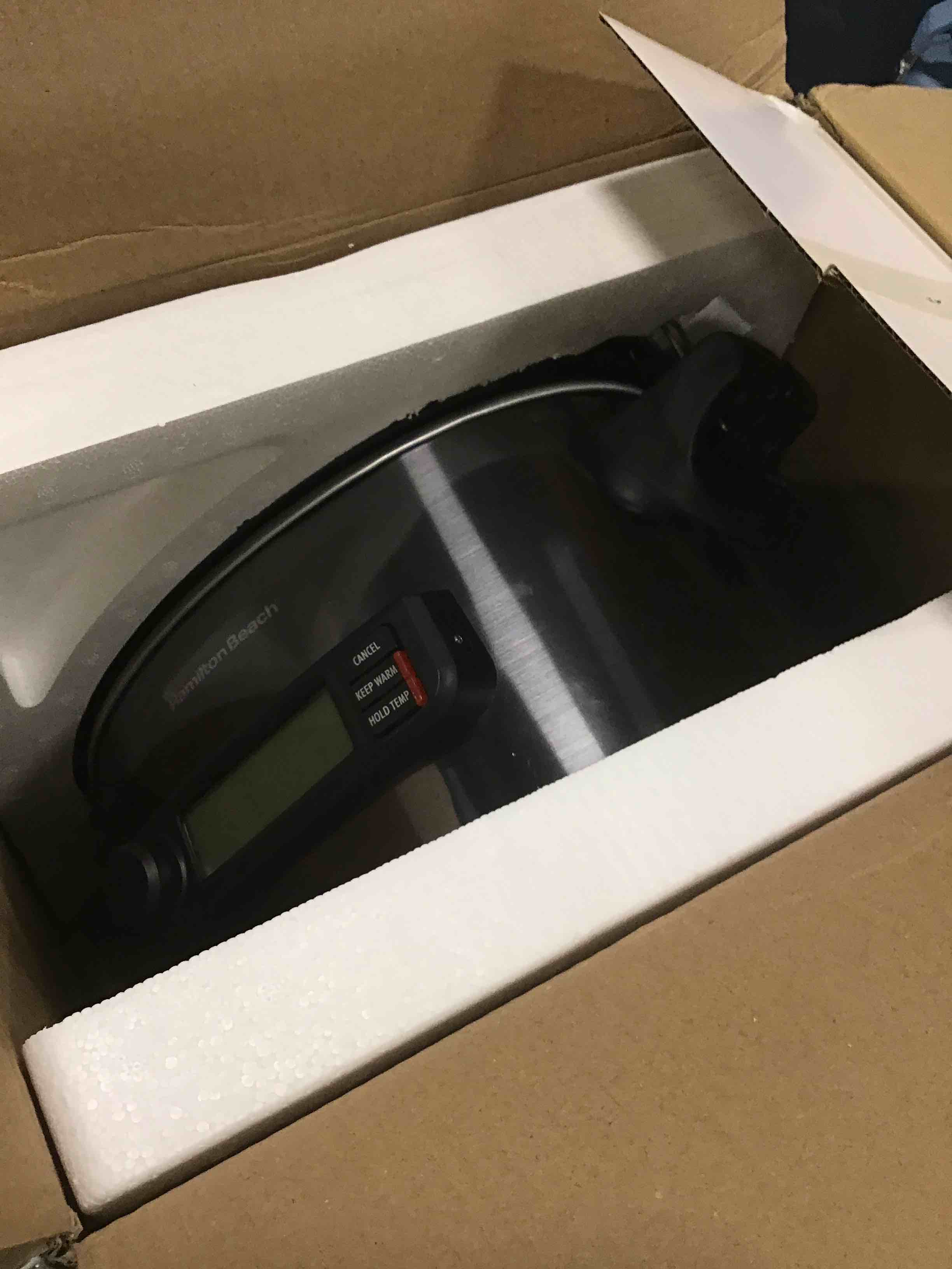 https://s3.amazonaws.com/lotting-images-prod/bidfta/BLU6721050_1722265628359.jpeg