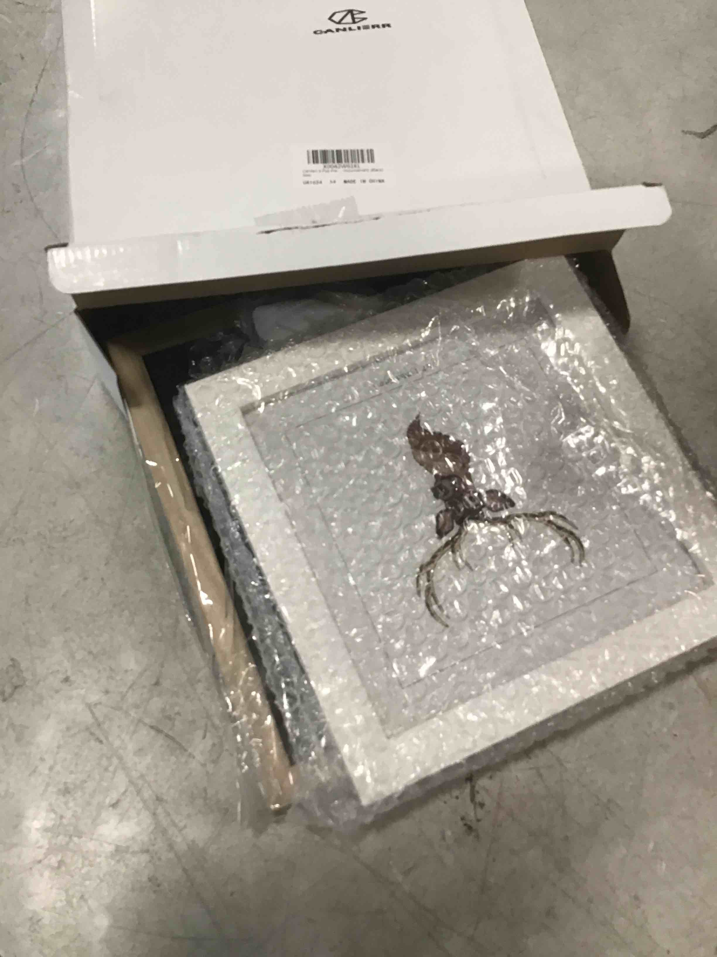 https://s3.amazonaws.com/lotting-images-prod/bidfta/BLU6721060_1722266276838.jpeg