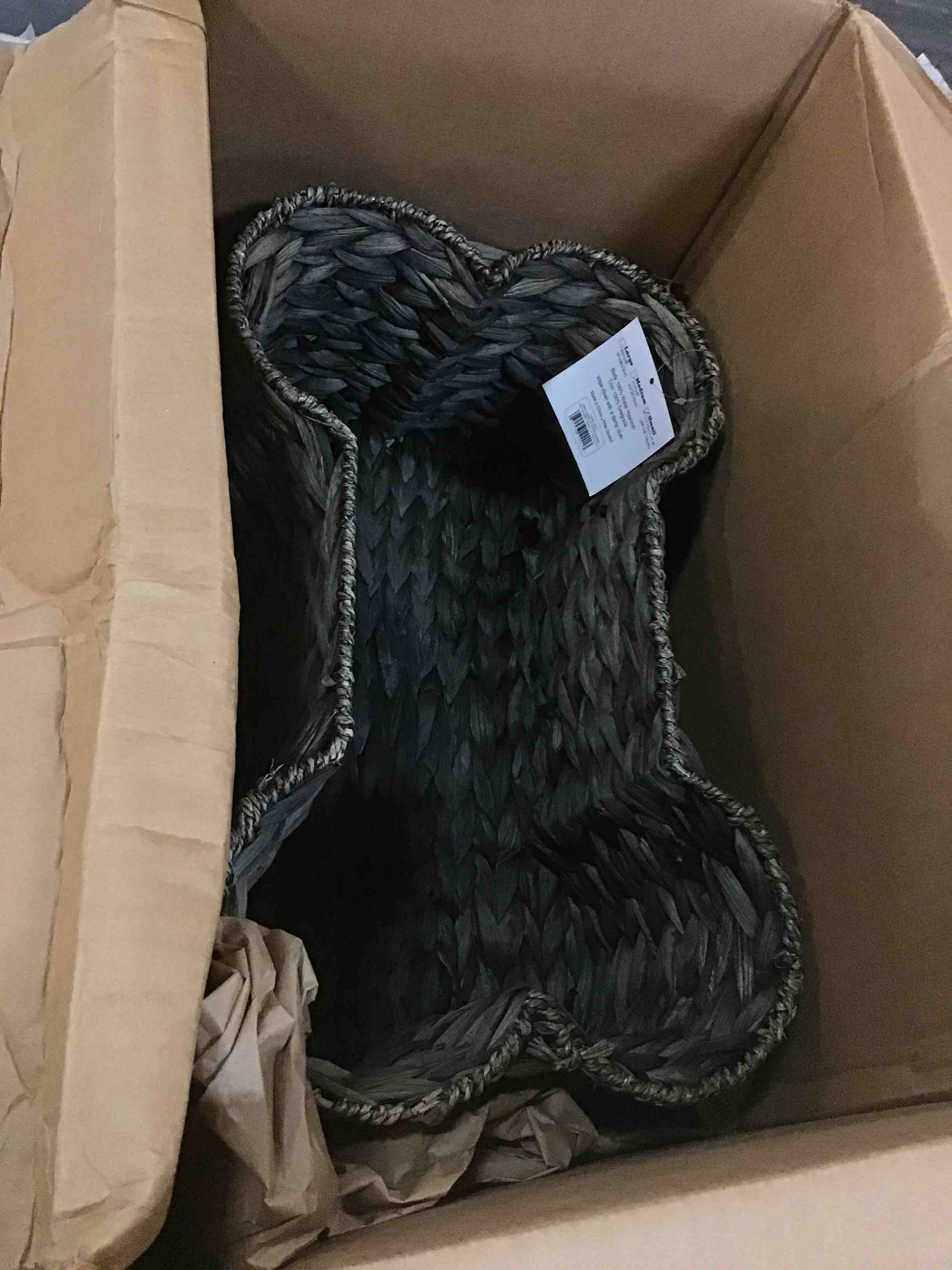 https://s3.amazonaws.com/lotting-images-prod/bidfta/BLU6721277_1722351159890.jpeg