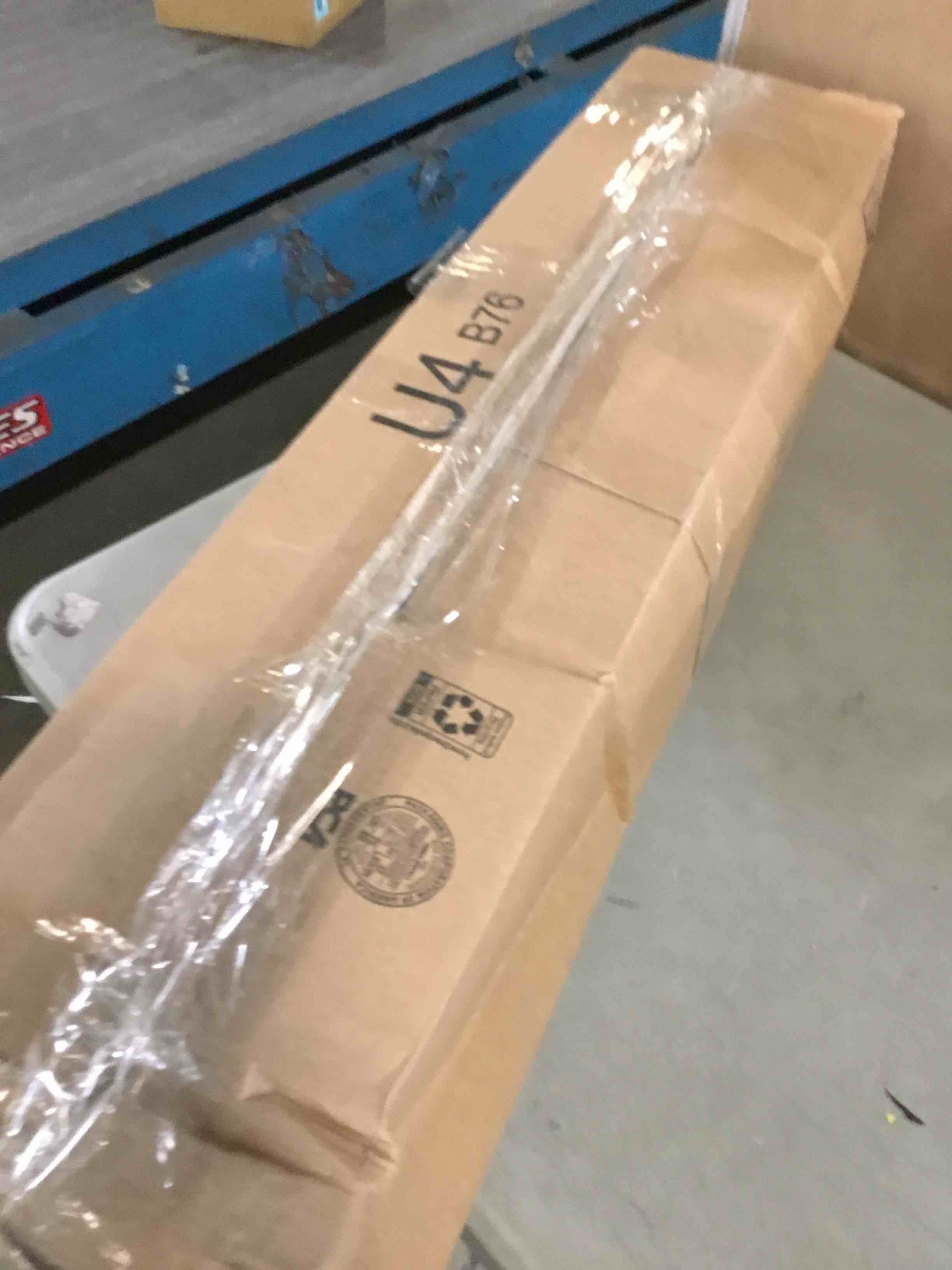 https://s3.amazonaws.com/lotting-images-prod/bidfta/BLU6721881_1722525703341.jpeg