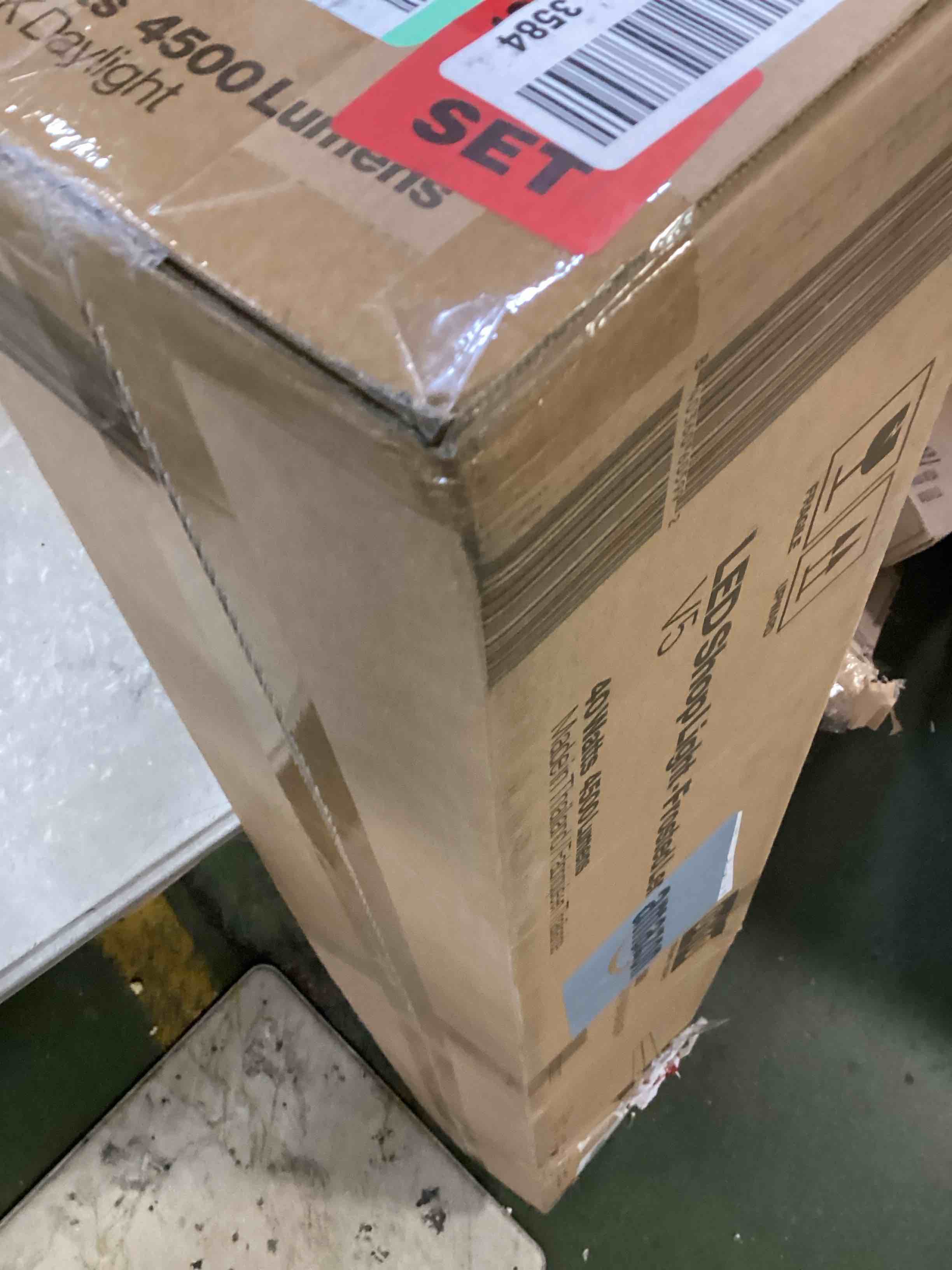 https://s3.amazonaws.com/lotting-images-prod/bidfta/BLU6722100_1722281111711.jpeg