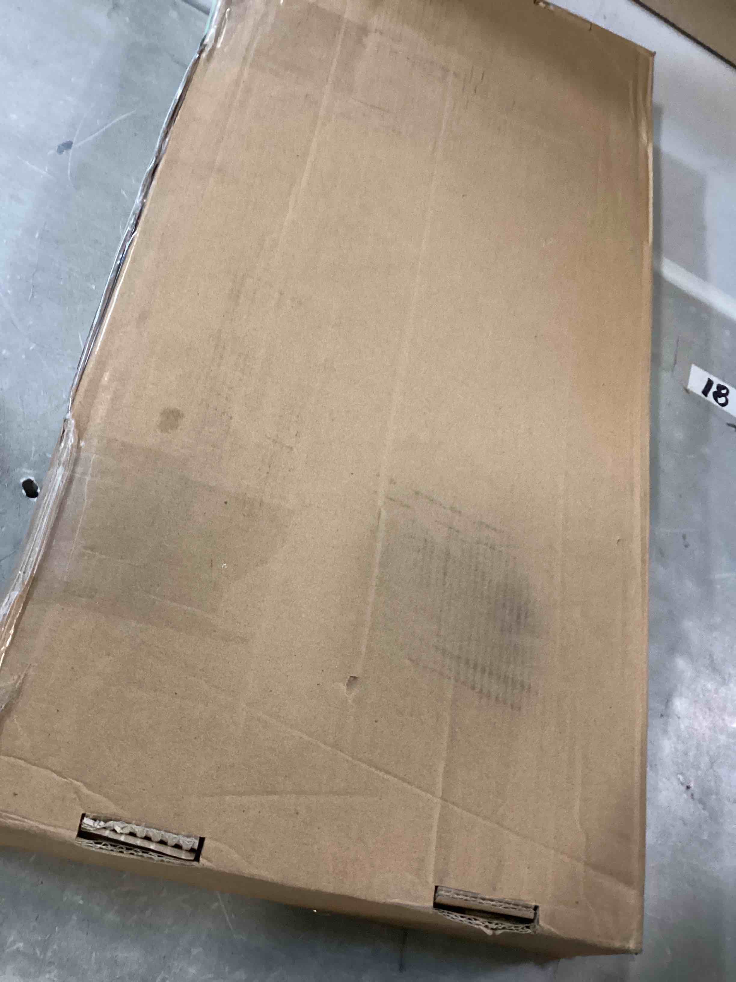 https://s3.amazonaws.com/lotting-images-prod/bidfta/BLU6722124_1722281489509.jpeg