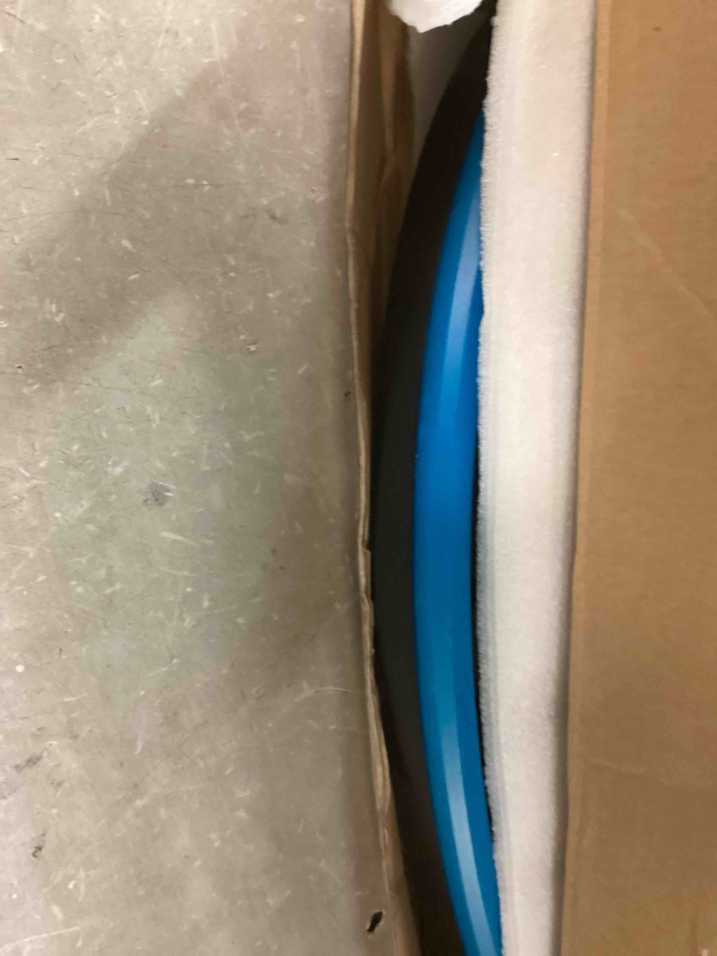 https://s3.amazonaws.com/lotting-images-prod/bidfta/BLU6722124_1722281510020.jpeg