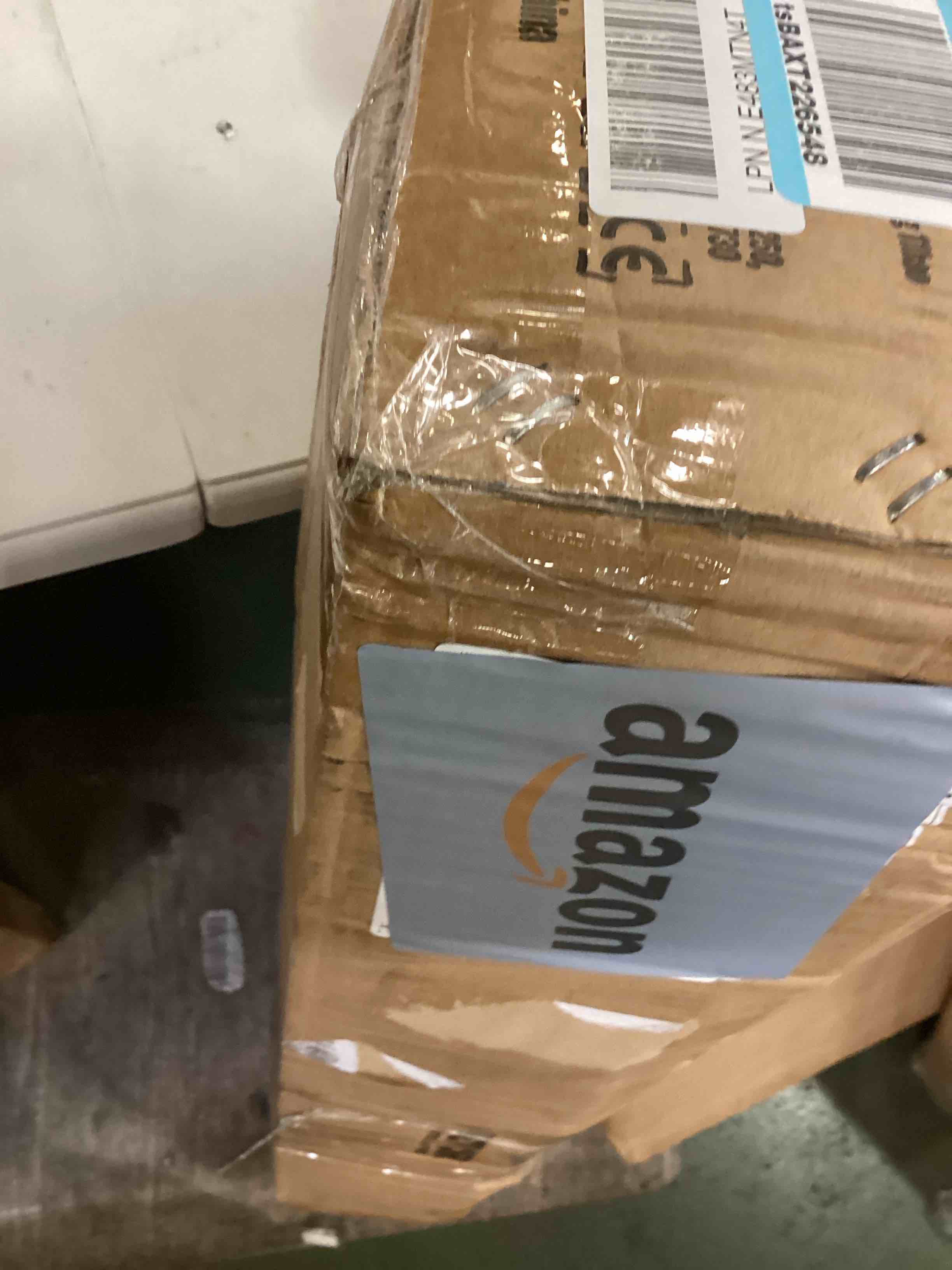 https://s3.amazonaws.com/lotting-images-prod/bidfta/BLU6722230_1722345530554.jpeg