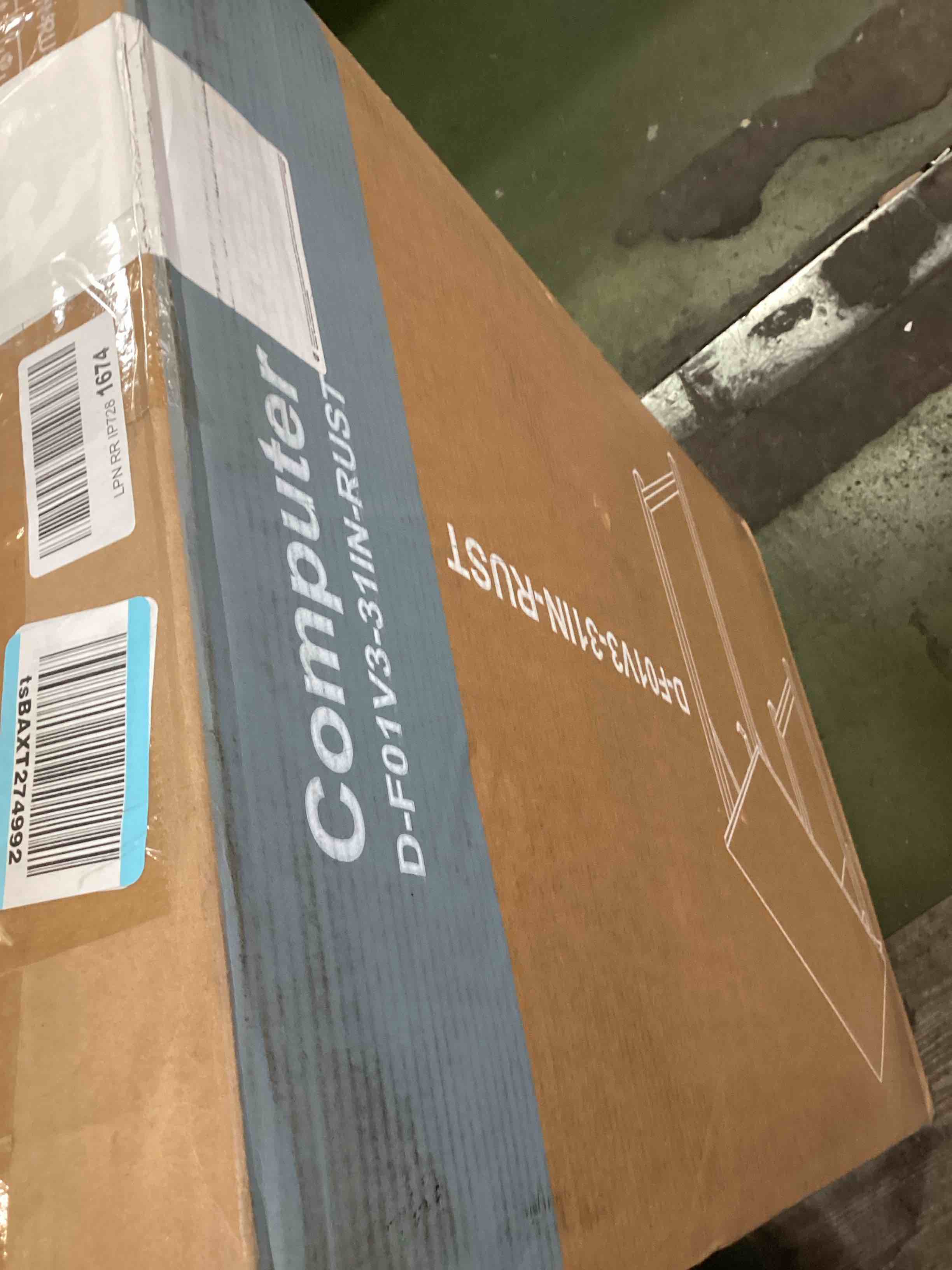 https://s3.amazonaws.com/lotting-images-prod/bidfta/BLU6722325_1722354853269.jpeg