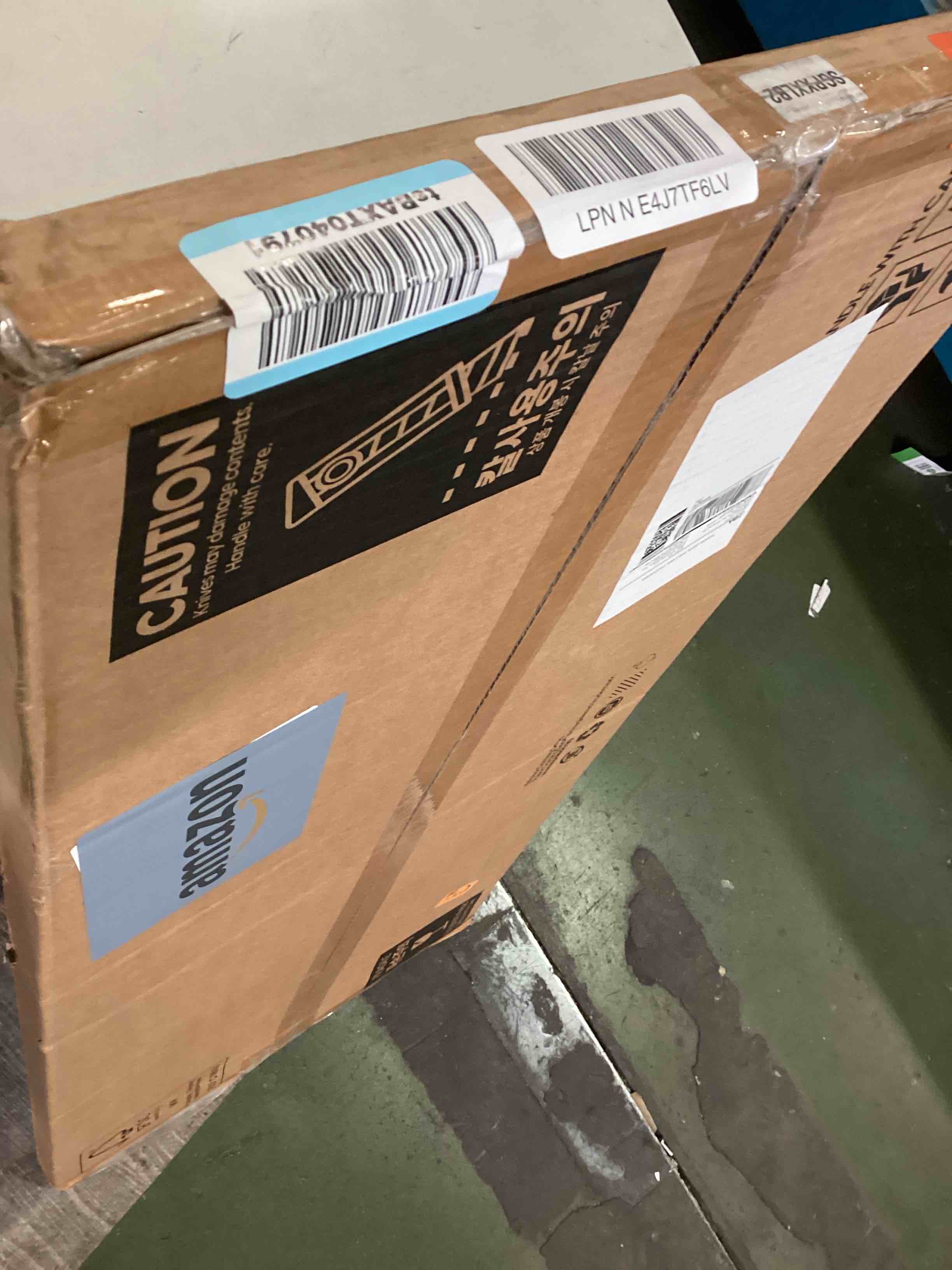 https://s3.amazonaws.com/lotting-images-prod/bidfta/BLU6722373_1722363293984.jpeg