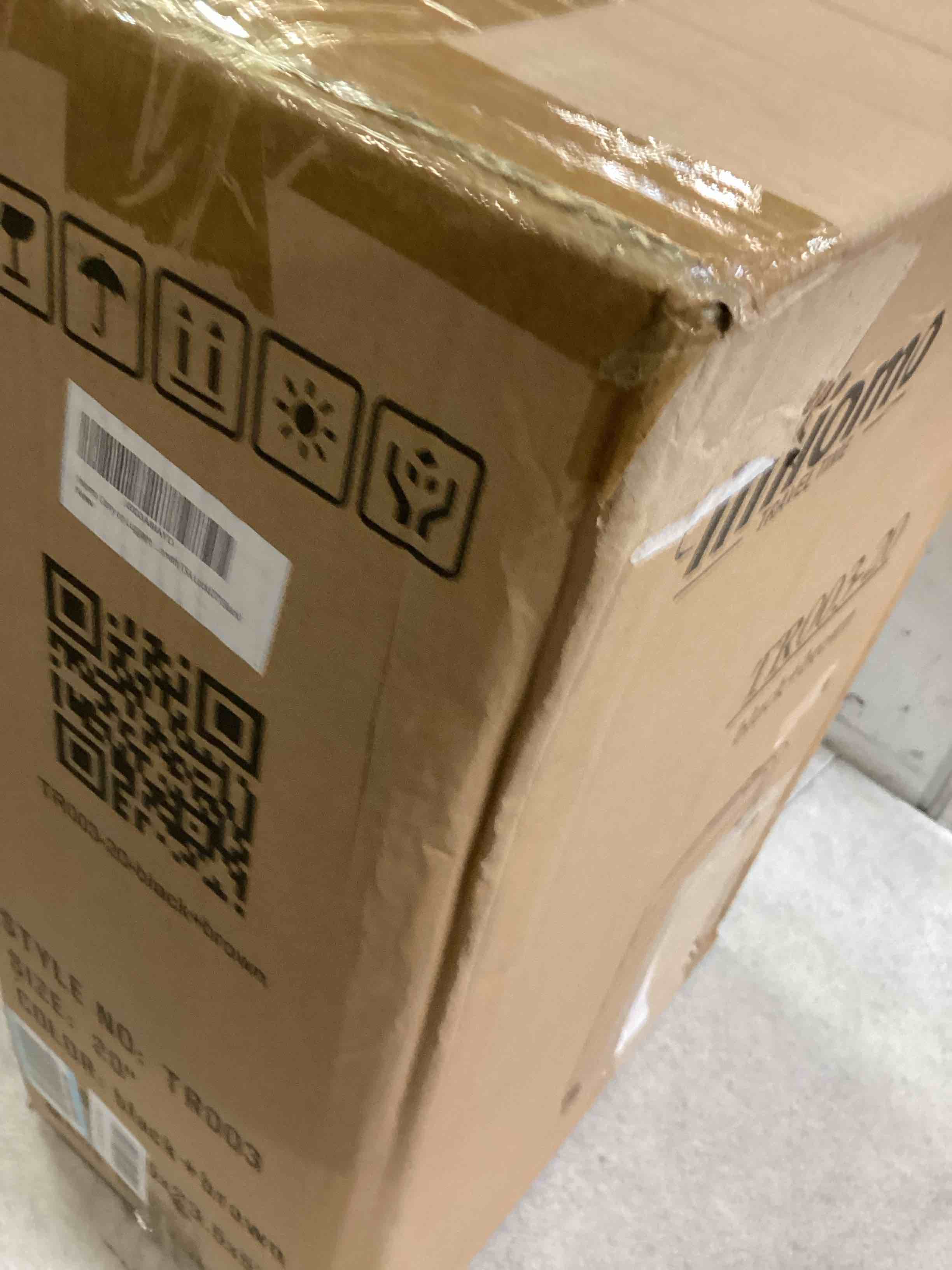 https://s3.amazonaws.com/lotting-images-prod/bidfta/BLU6722632_1722451583438.jpeg