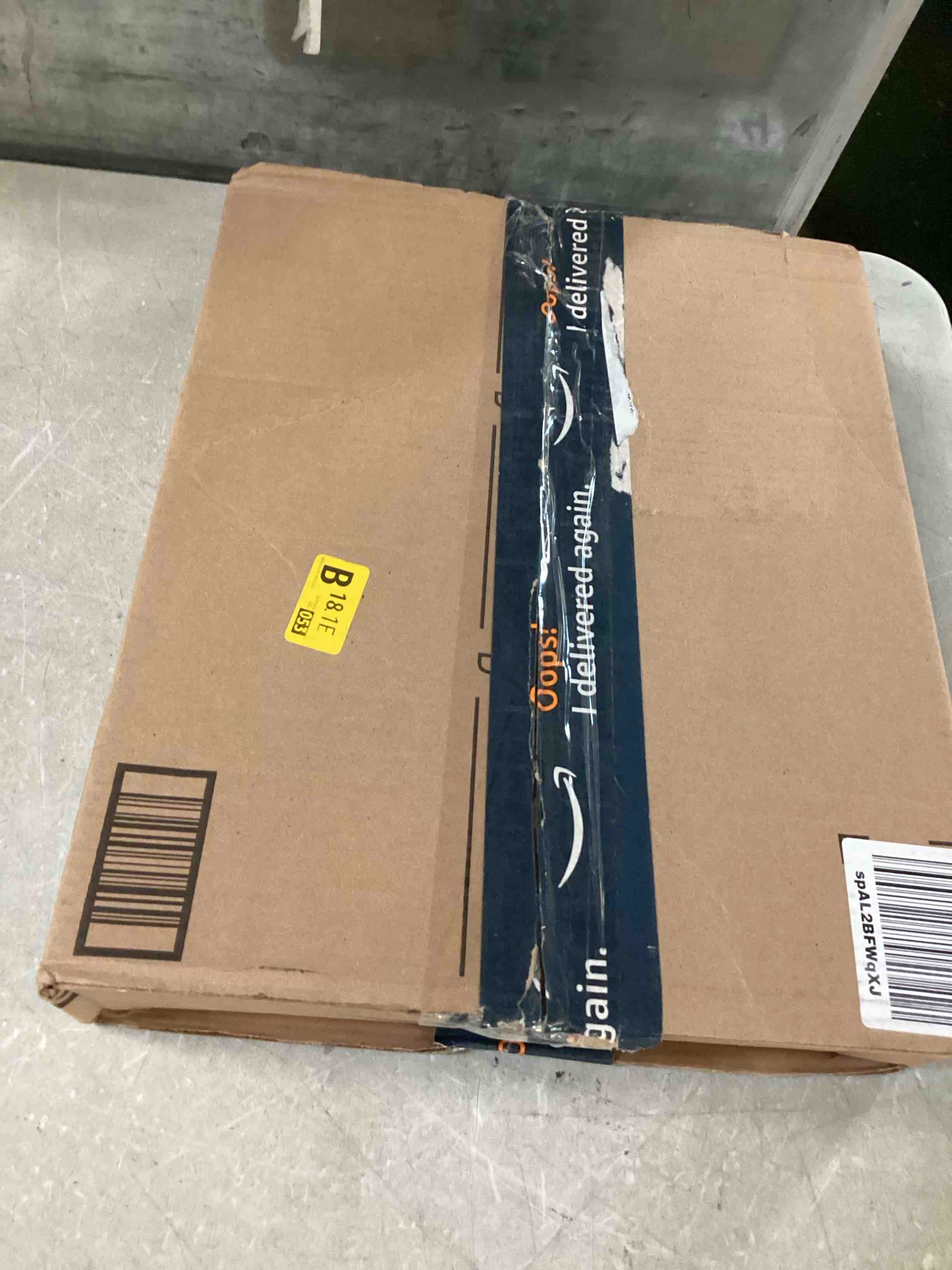 https://s3.amazonaws.com/lotting-images-prod/bidfta/BLU6722681_1722514448892.jpeg