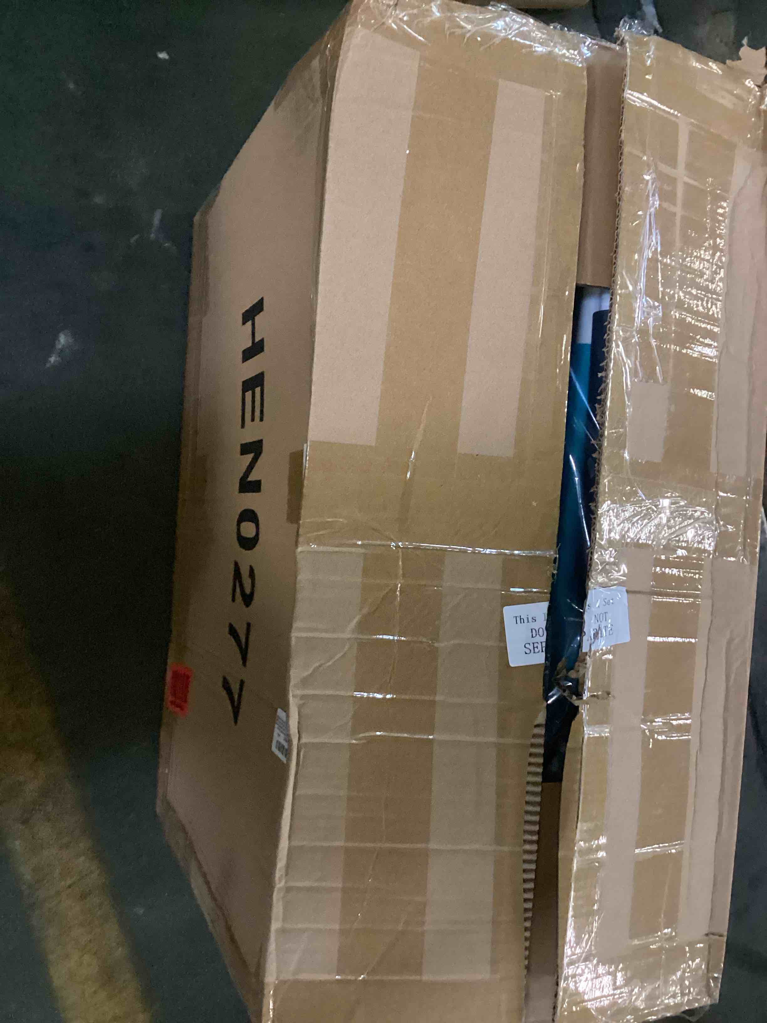 https://s3.amazonaws.com/lotting-images-prod/bidfta/BLU6722693_1722516028975.jpeg