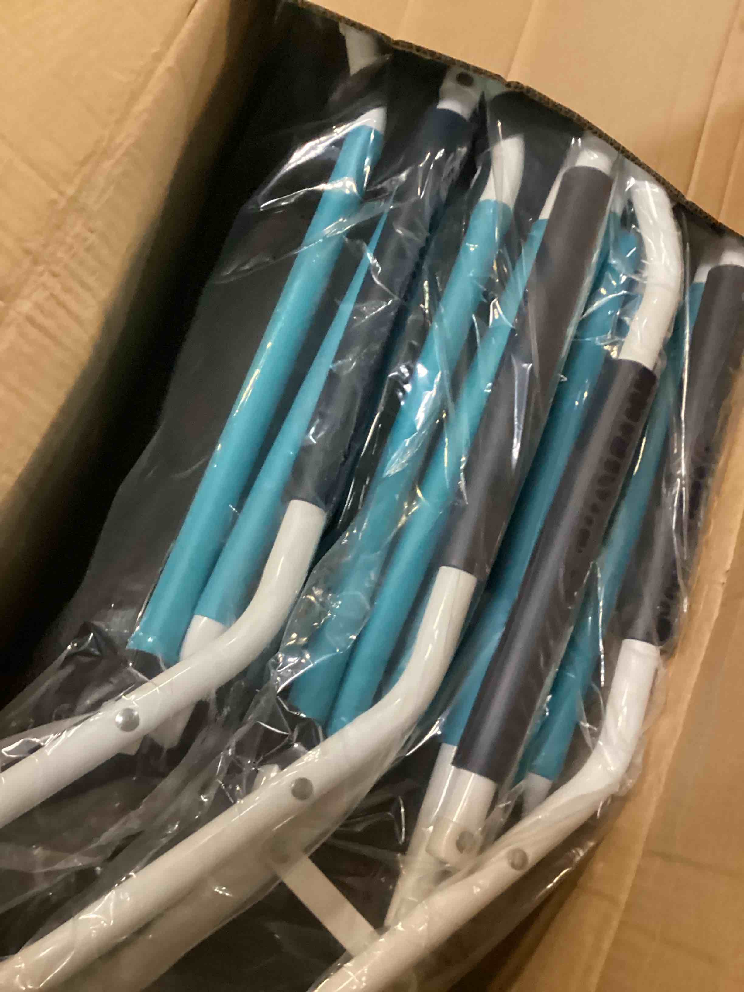 https://s3.amazonaws.com/lotting-images-prod/bidfta/BLU6722693_1722516033197.jpeg
