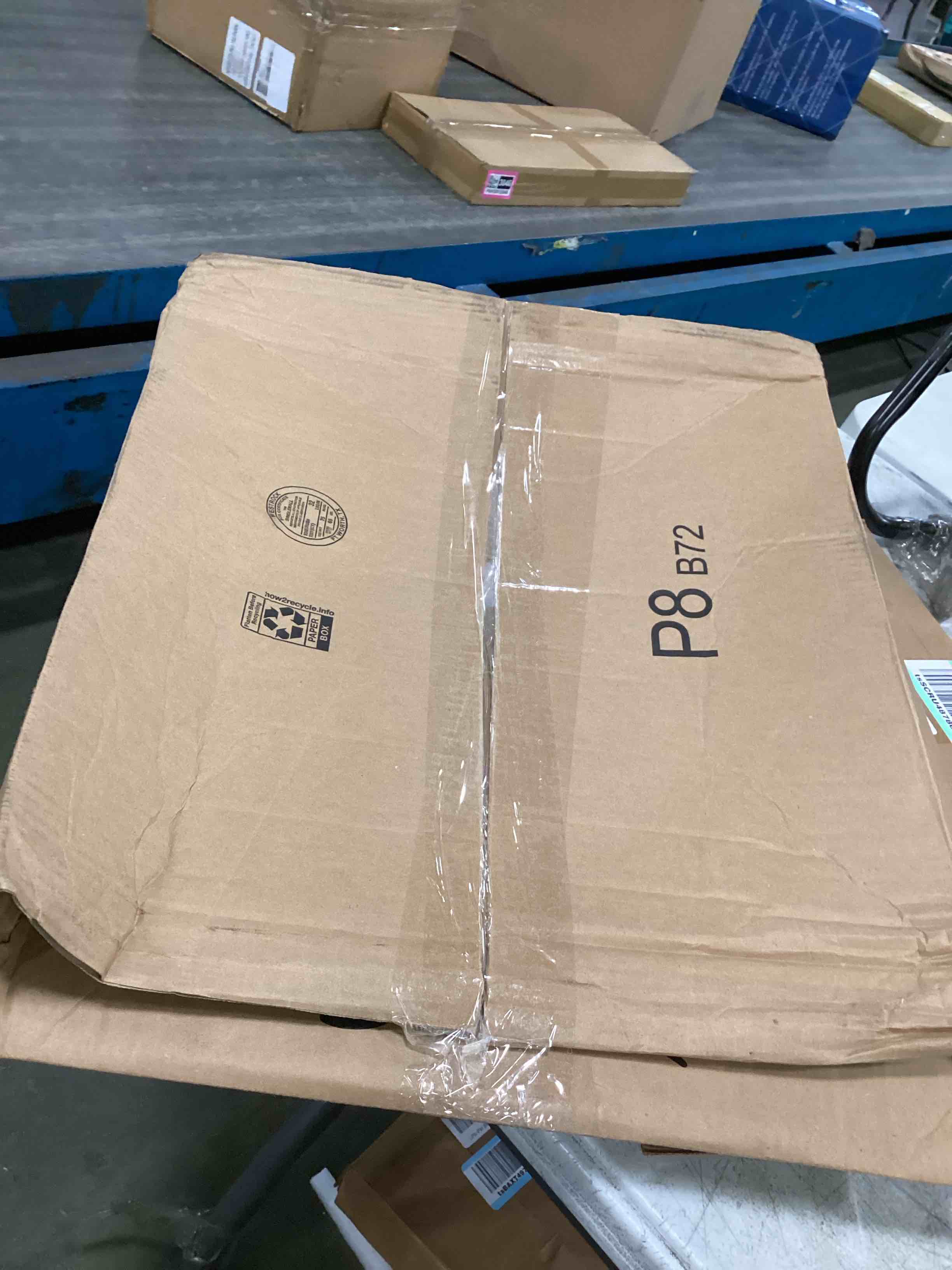 https://s3.amazonaws.com/lotting-images-prod/bidfta/BLU6723778_1723781994972.jpeg